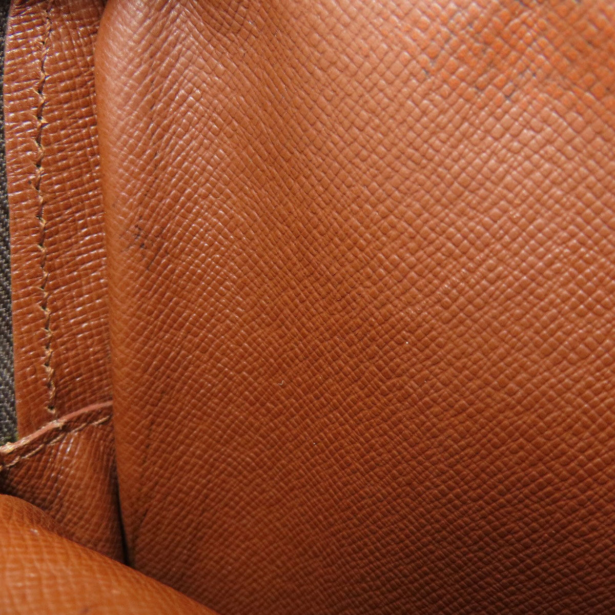 Louis Vuitton Monogram Monogram Shoulder Bag (Pre-Owned)