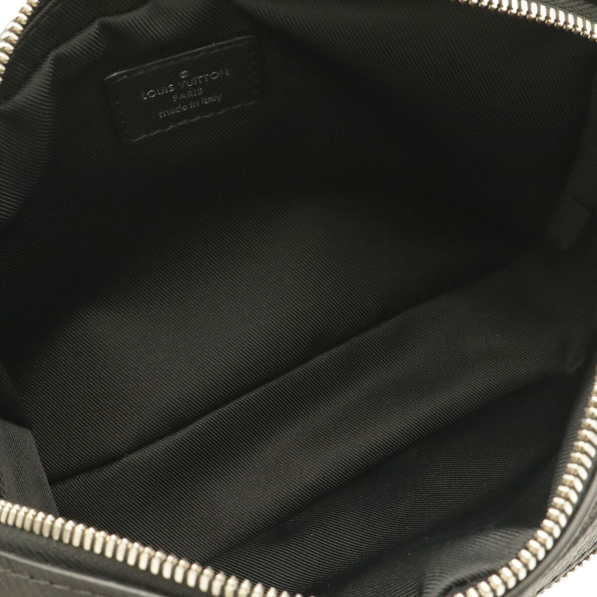 Louis Vuitton Noir Taiga Leather Leather Fanny Pack Pouch (Pre-Owned)