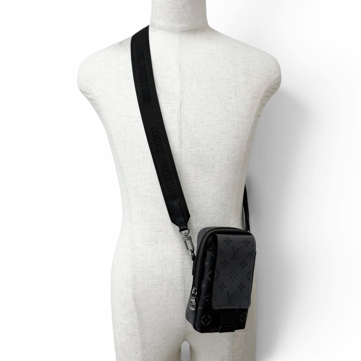 Louis Vuitton Black Monogram Eclipse Shoulder Bag (Pre-Owned)