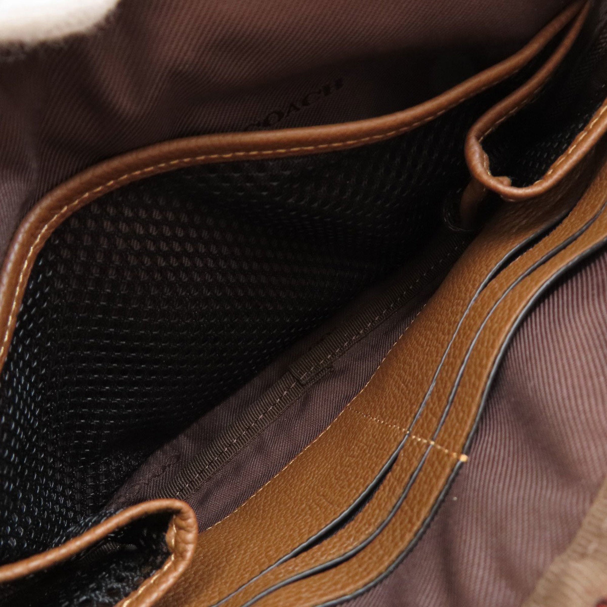 Coach Brown Leather Shoulder Bag (Pre-Owned)