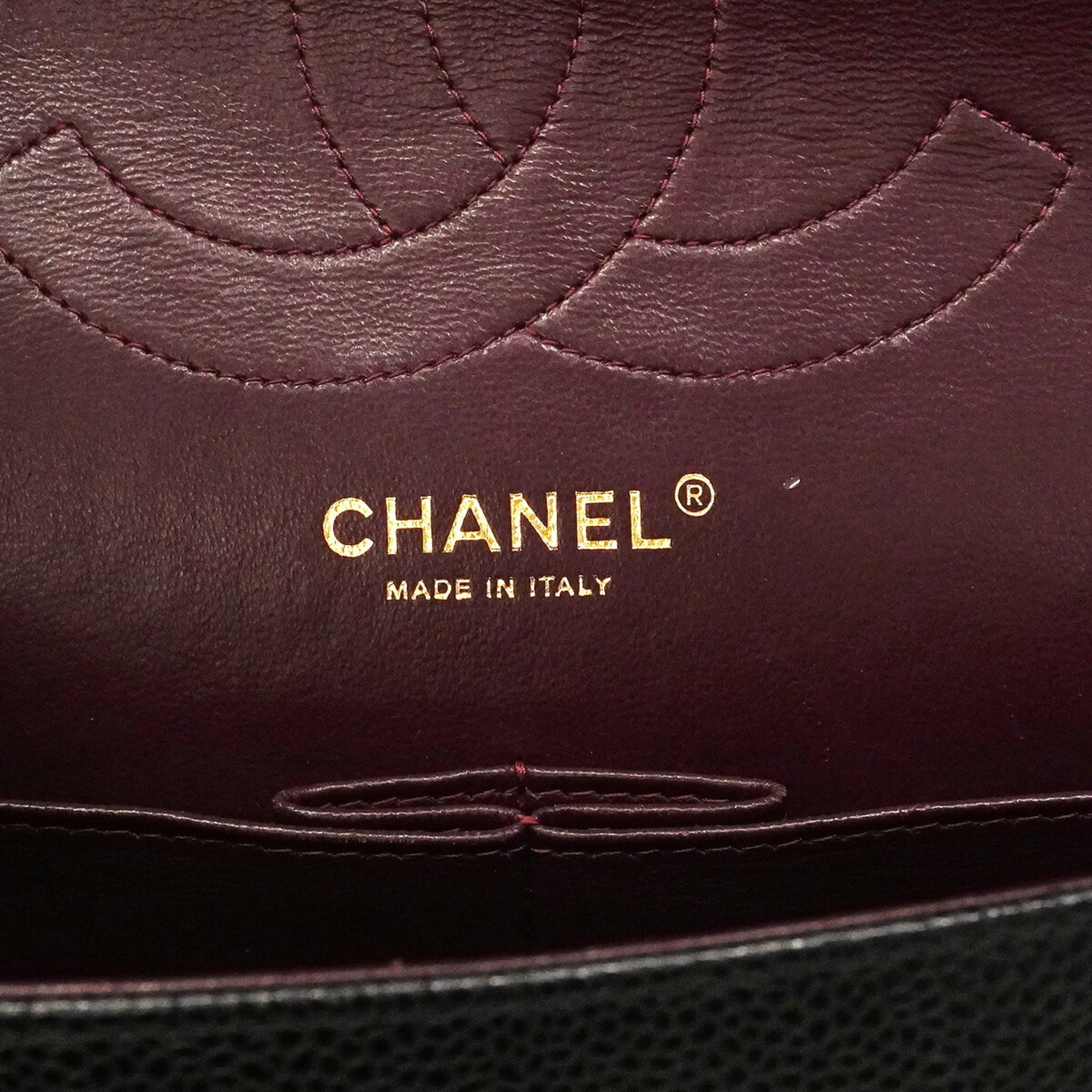 Chanel Black Grained Calfskin Shoulder Bag (Pre-Owned)