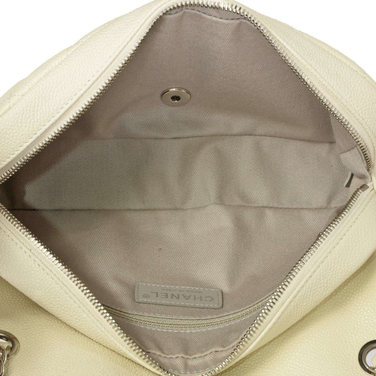 Chanel Off-White Grained Calfskin Shoulder Bag (Pre-Owned)