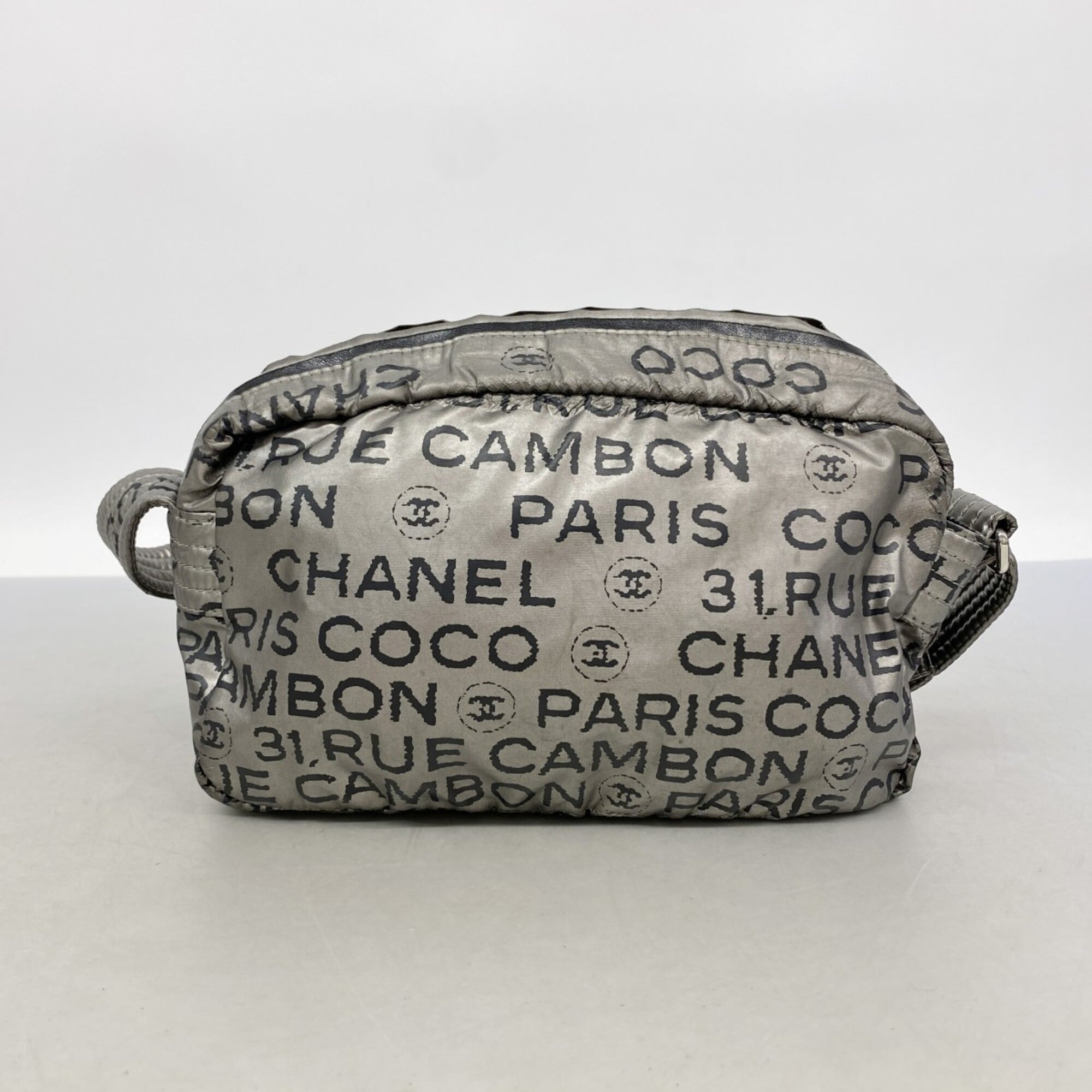 Chanel Gray Nylon Shoulder Bag (Pre-Owned)