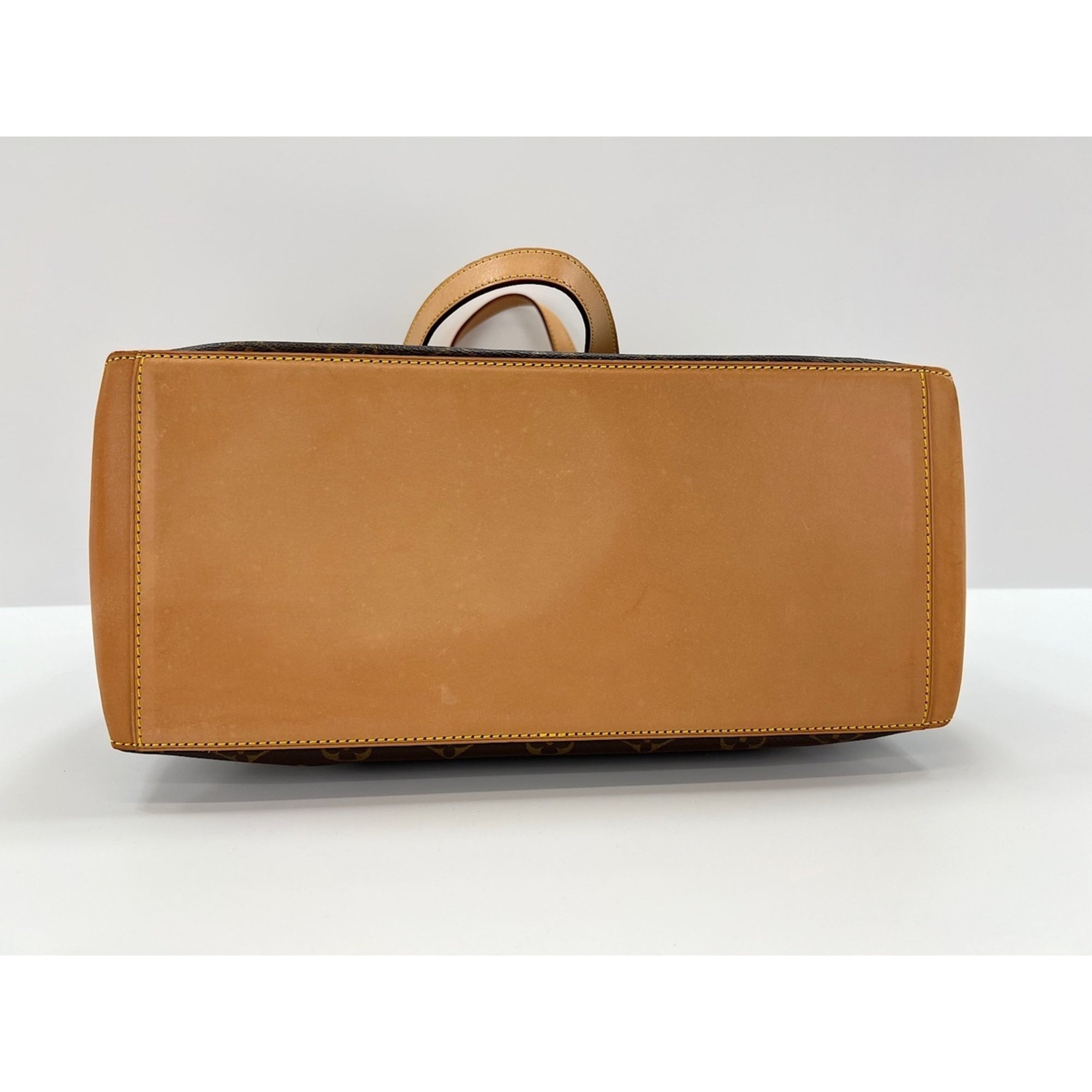 Louis Vuitton Brown Monogram Tote Bag (Pre-Owned)