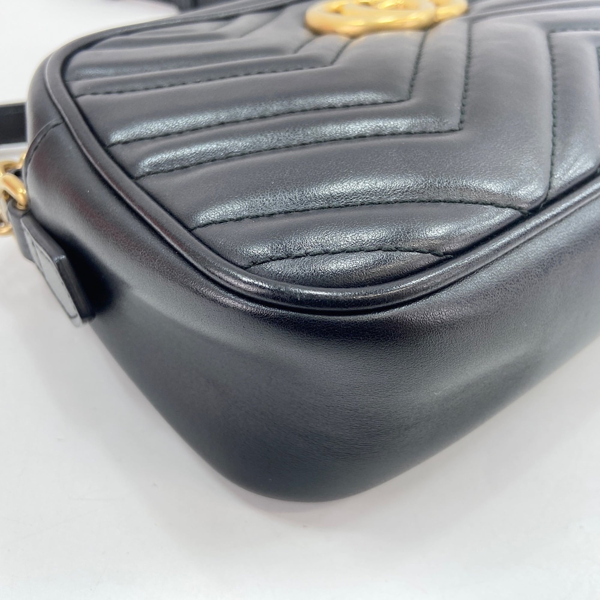 Gucci Gg Marmont Black Shoulder Bag (Pre-Owned)