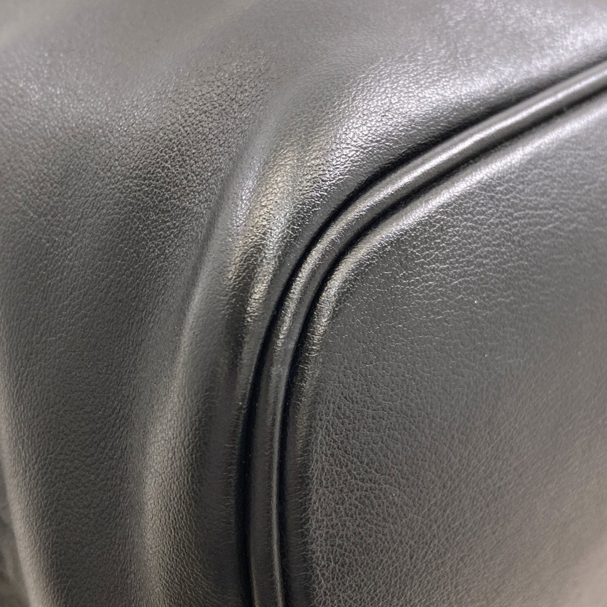 Prada Black Leather Tote Bag (Pre-Owned)
