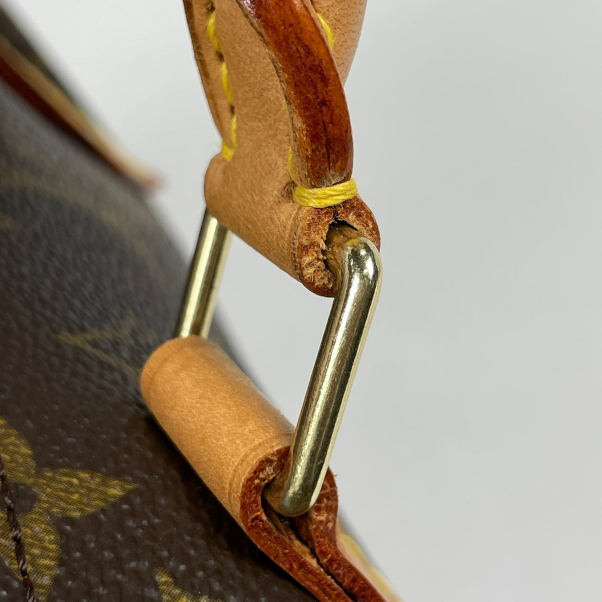 Louis Vuitton Brown Monogram Monogram Handbag (Pre-Owned)
