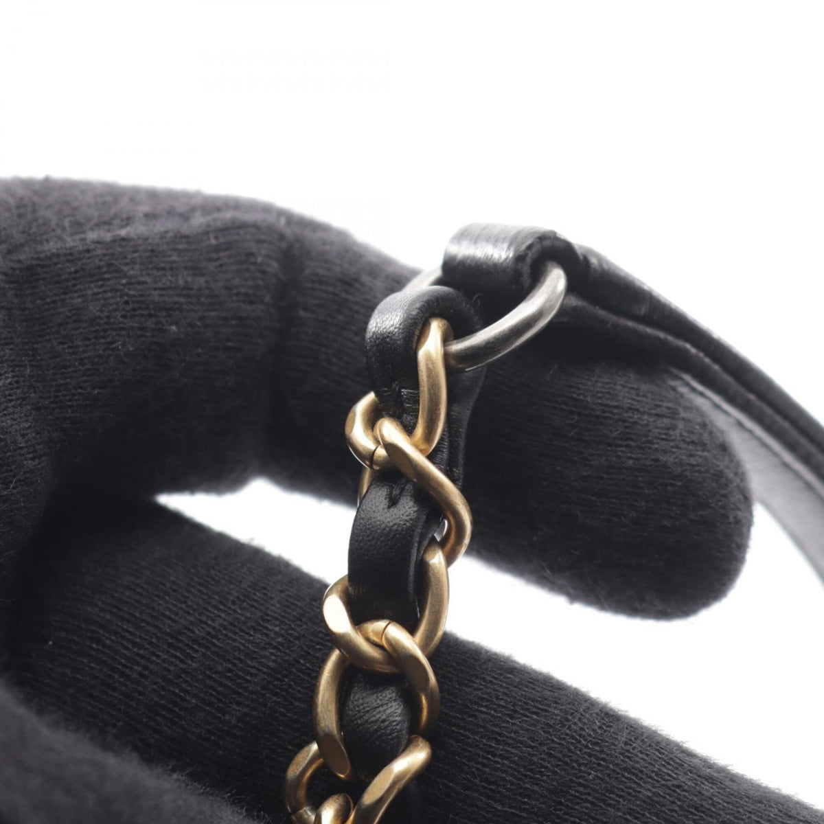 Chanel Black Leather Handbag Shoulder Bag (Pre-Owned)