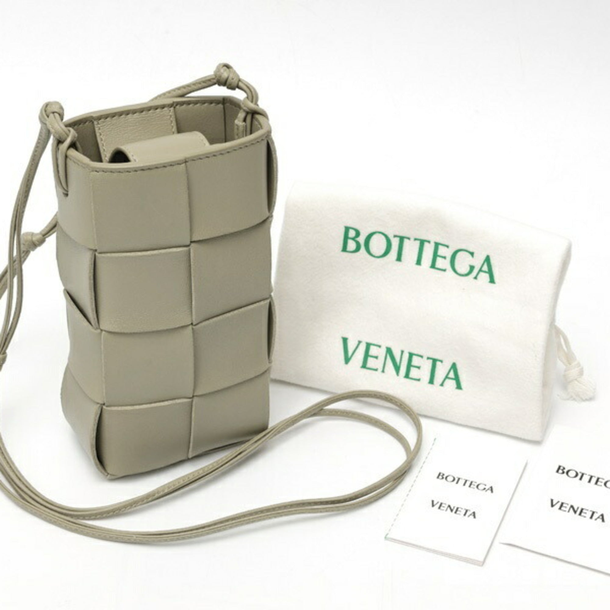 Bottega Veneta Intrecciato Leather Pouch Shoulder Bag (Pre-Owned)
