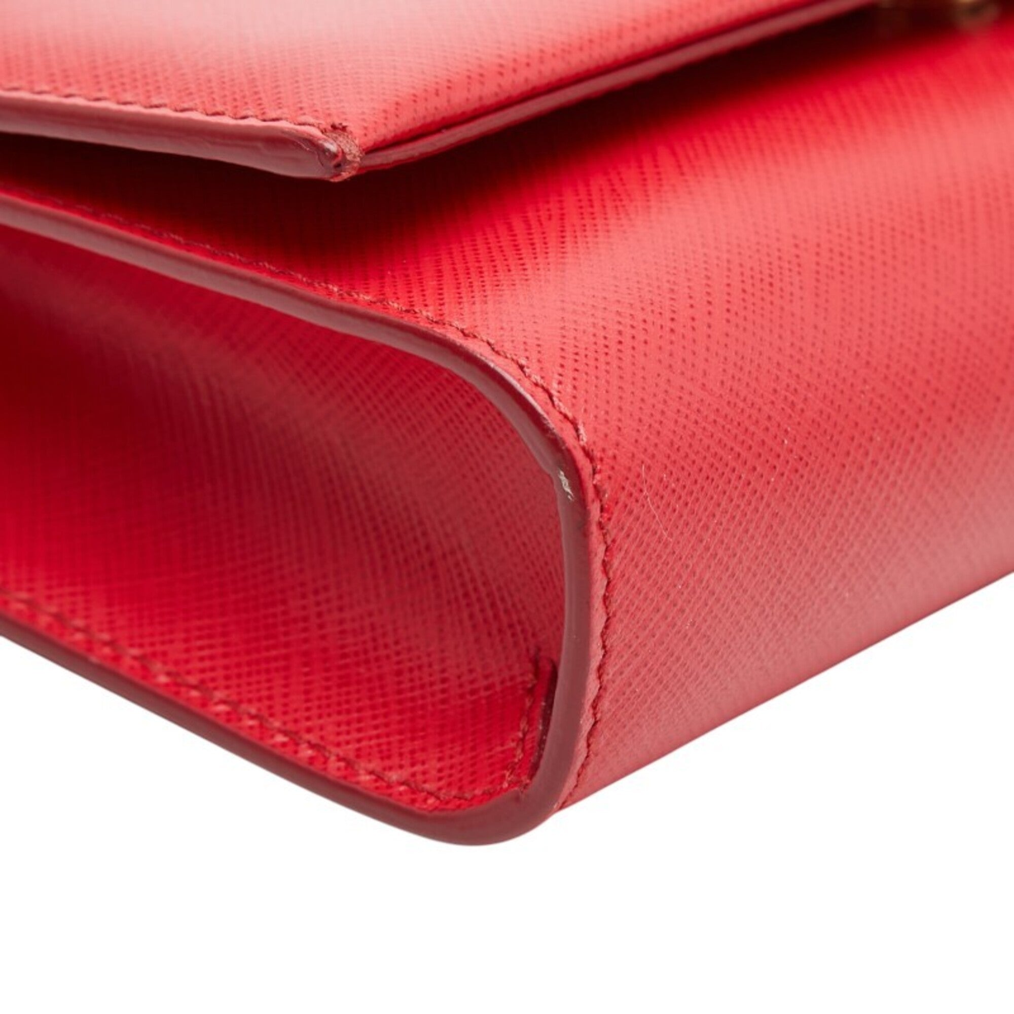 Salvatore Ferragamo Red Color Leather Shoulder Bag (Pre-Owned)