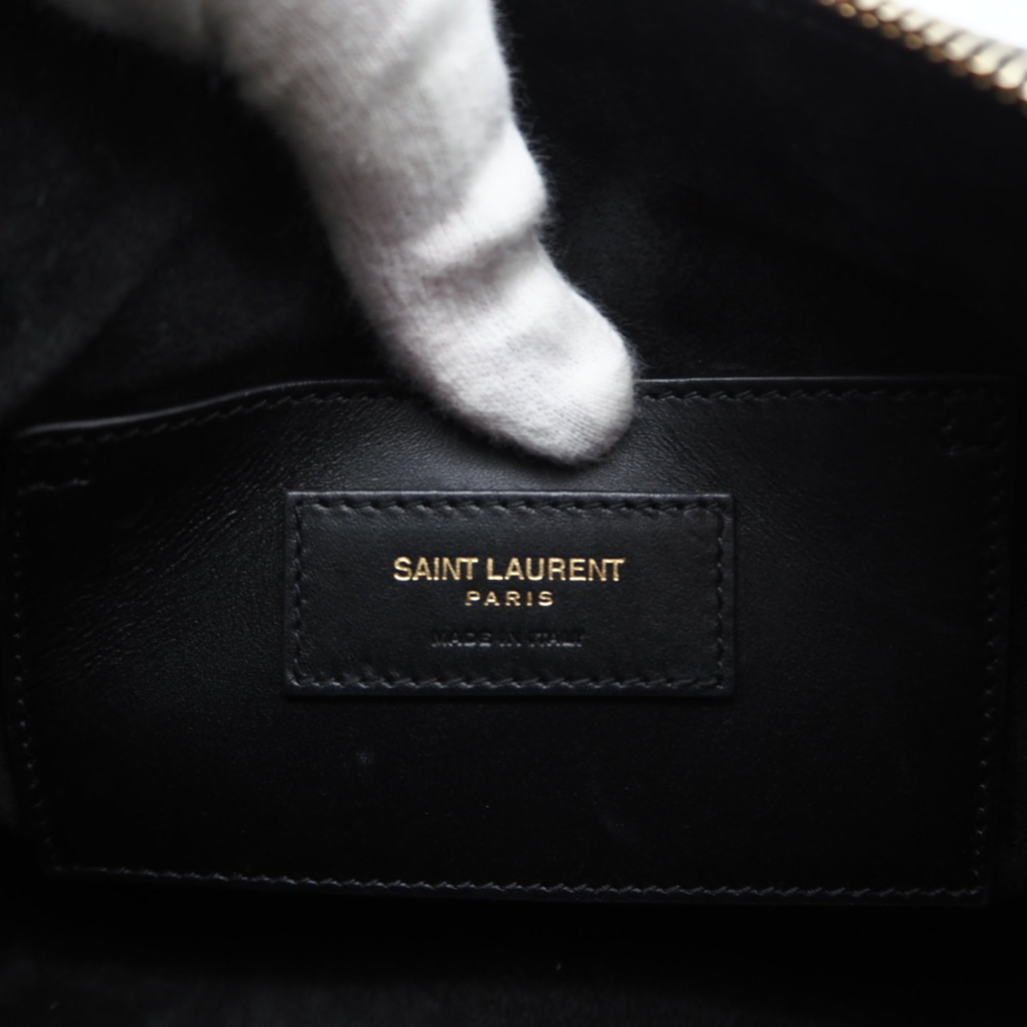 Saint Laurent Black Red Color Leather Handbag (Pre-Owned)