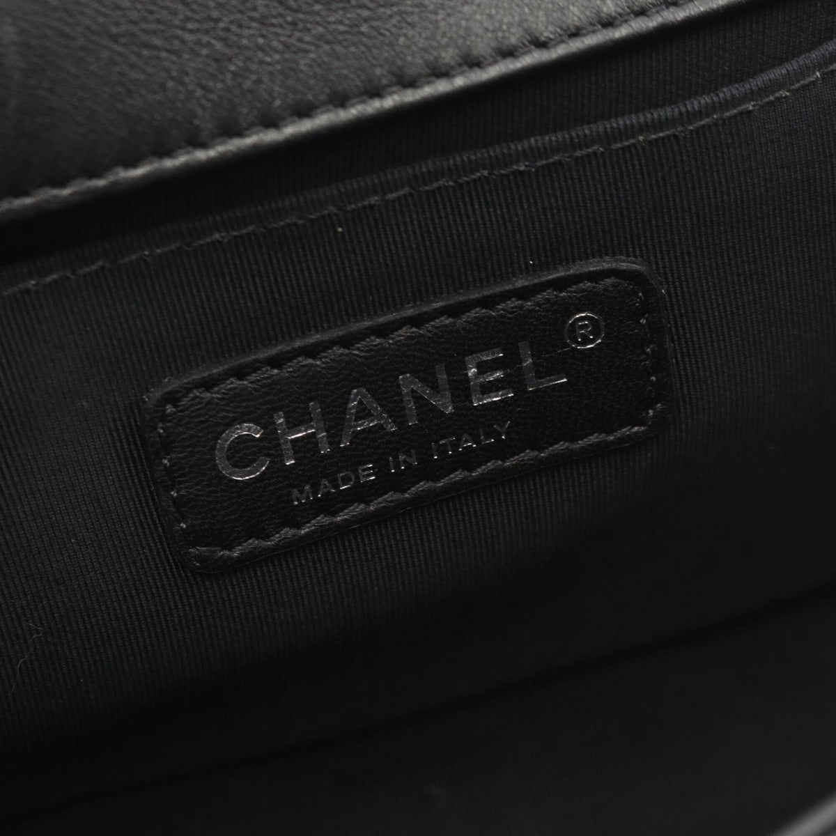 Chanel Black Leather Handbag Shoulder Bag (Pre-Owned)