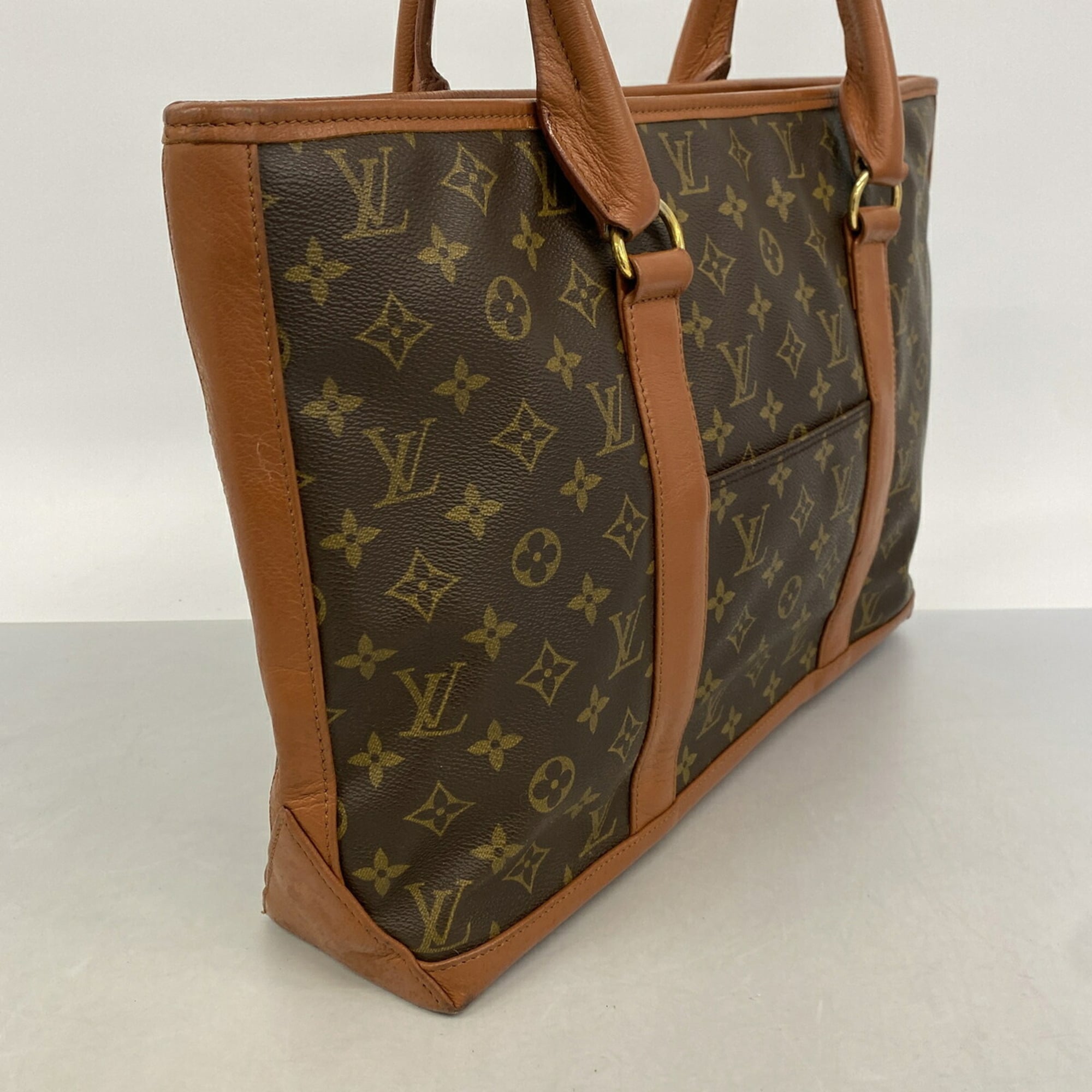 Louis Vuitton Brown Tote Bag (Pre-Owned)
