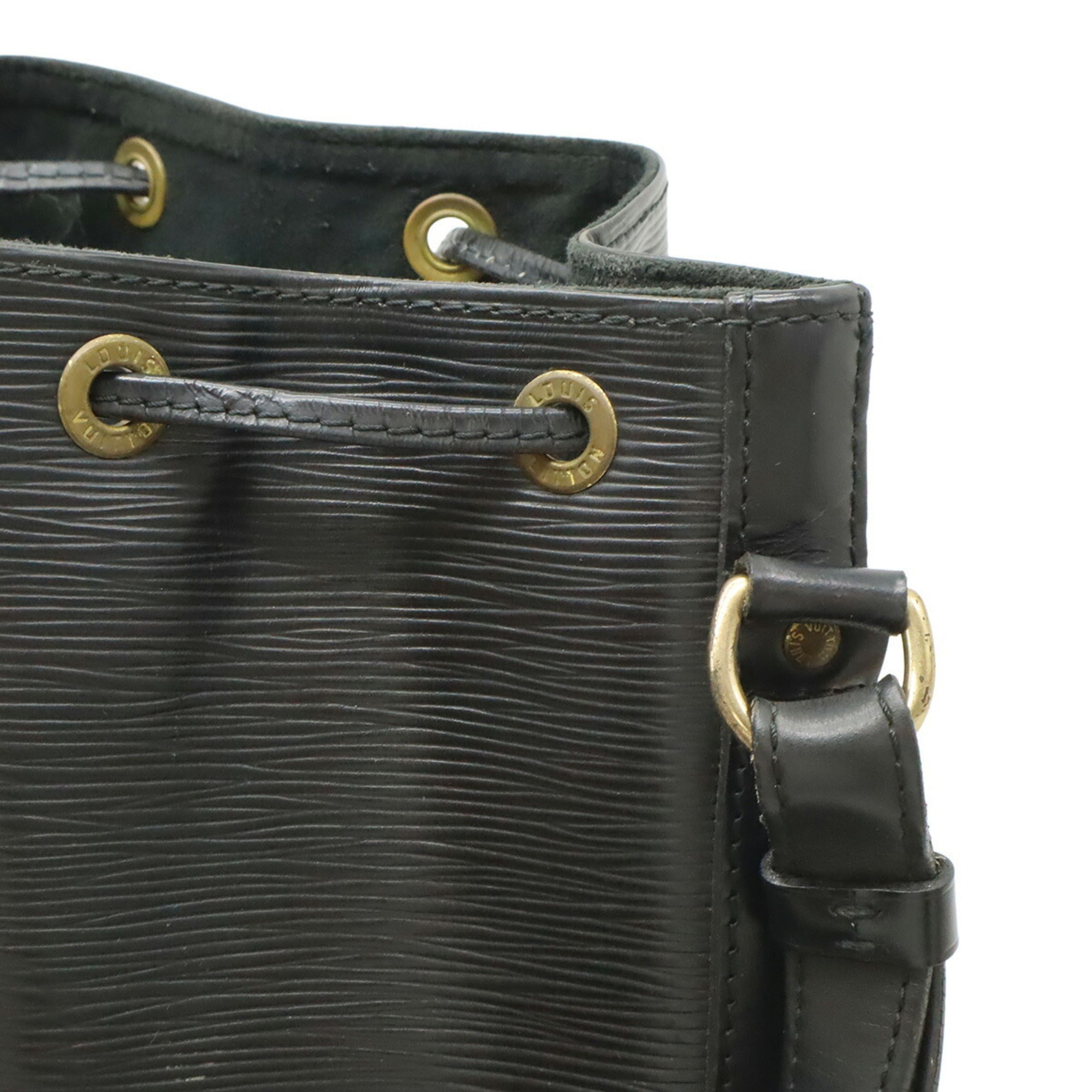 Louis Vuitton Noir Epi Leather Shoulder Bag (Pre-Owned)