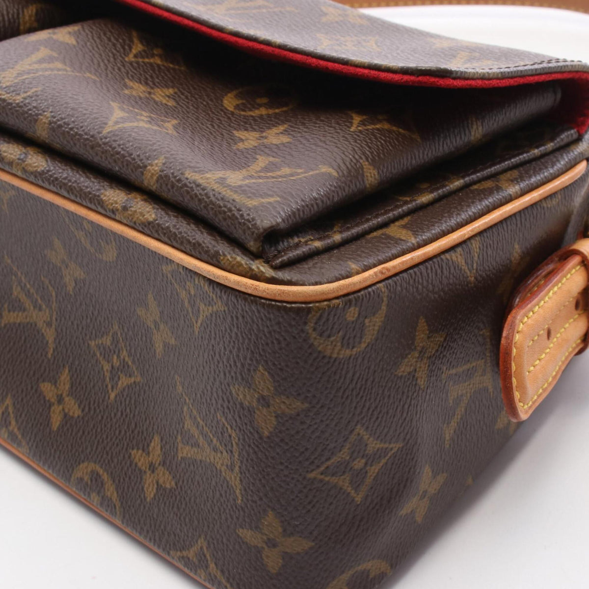 Louis Vuitton Brown Pvc Leather Handbag Shoulder Bag (Pre-Owned)