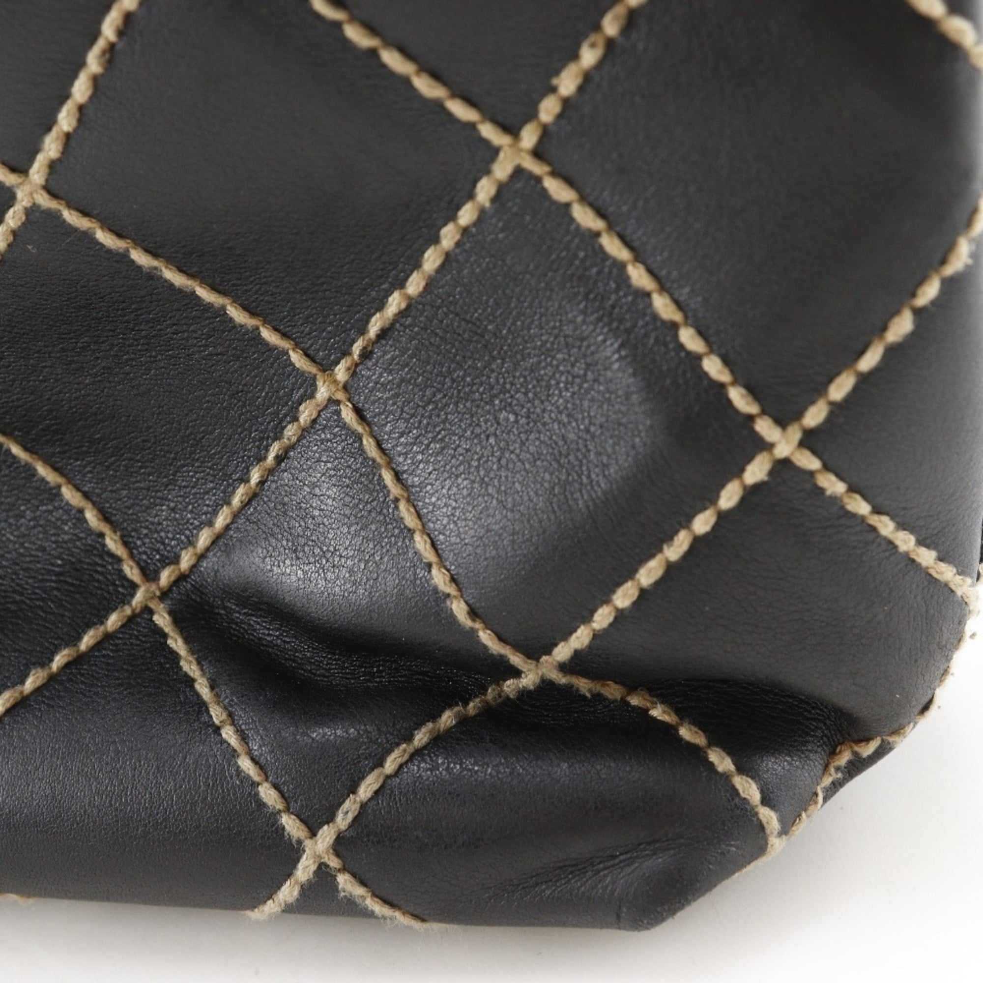 Chanel Wild Stitch Black Leather Handbag (Pre-Owned)