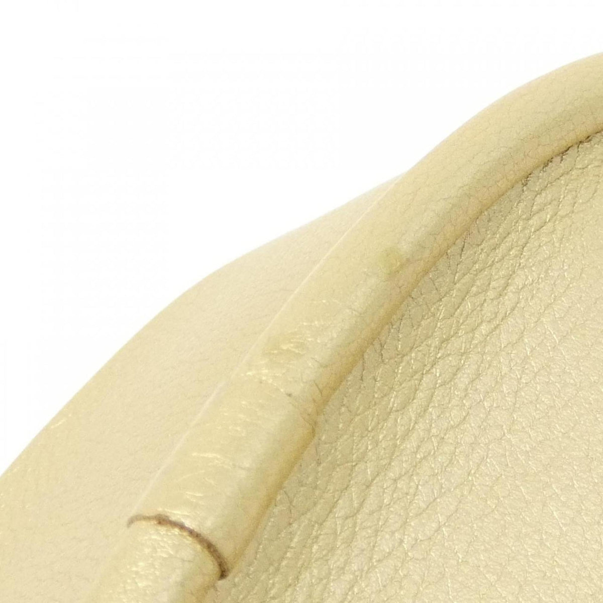 Loewe Gold Leather Shoulder Bag (Pre-Owned)