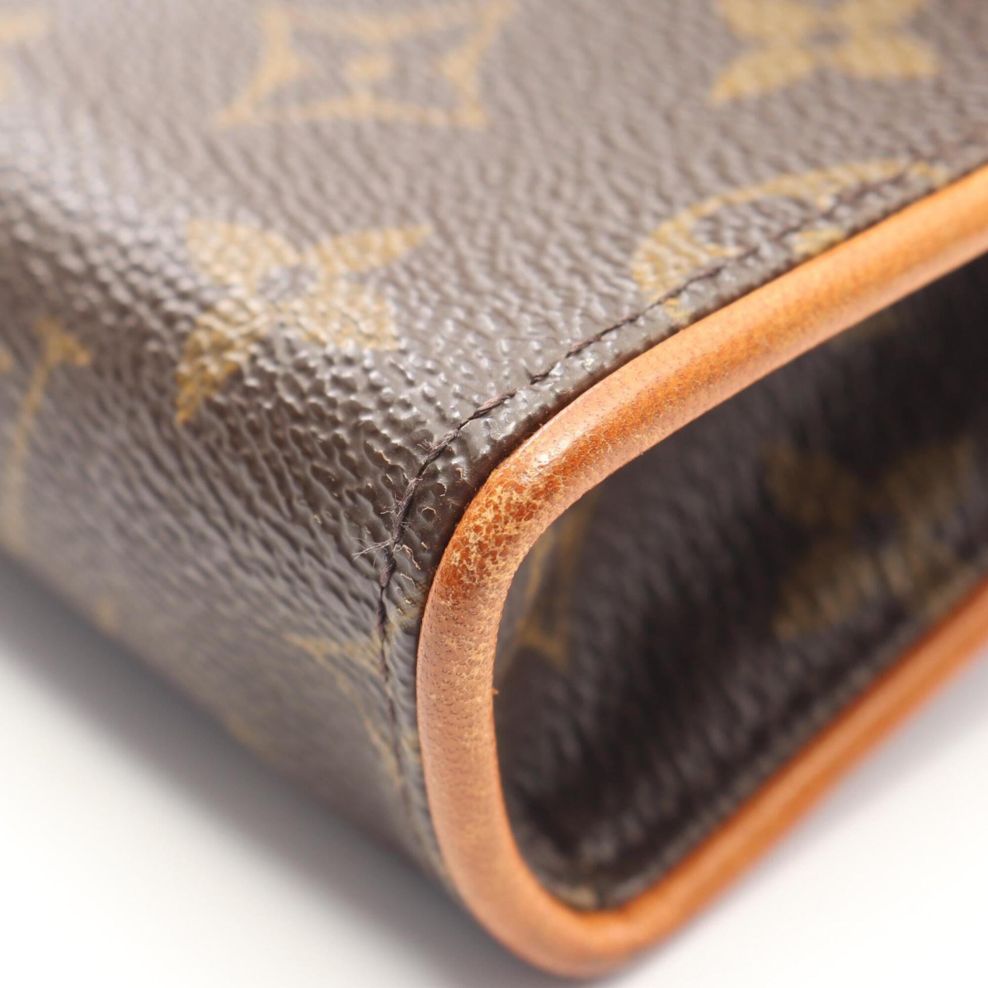 Louis Vuitton Brown Coated Canvas Leather Fanny Pack Handbag (Pre-Owned)