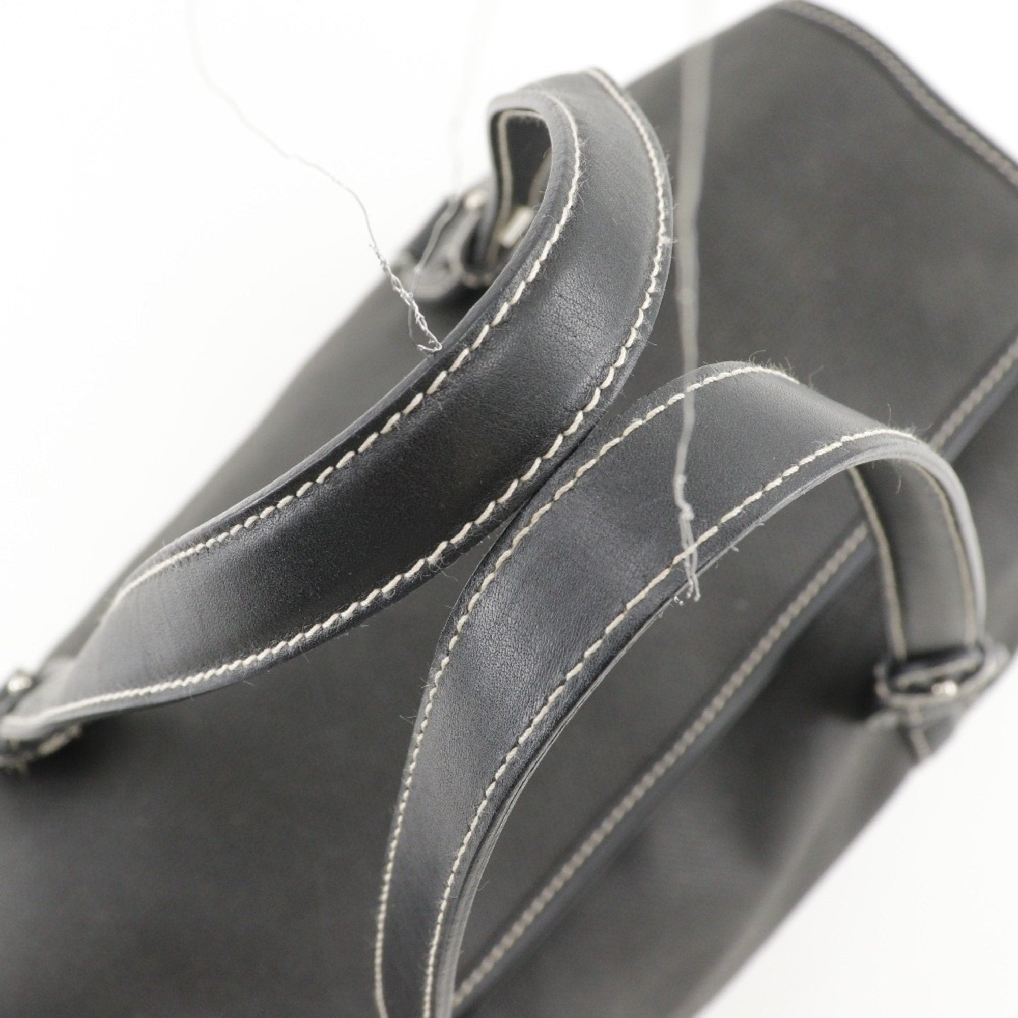 Salvatore Ferragamo Black Canvas Handbag (Pre-Owned)