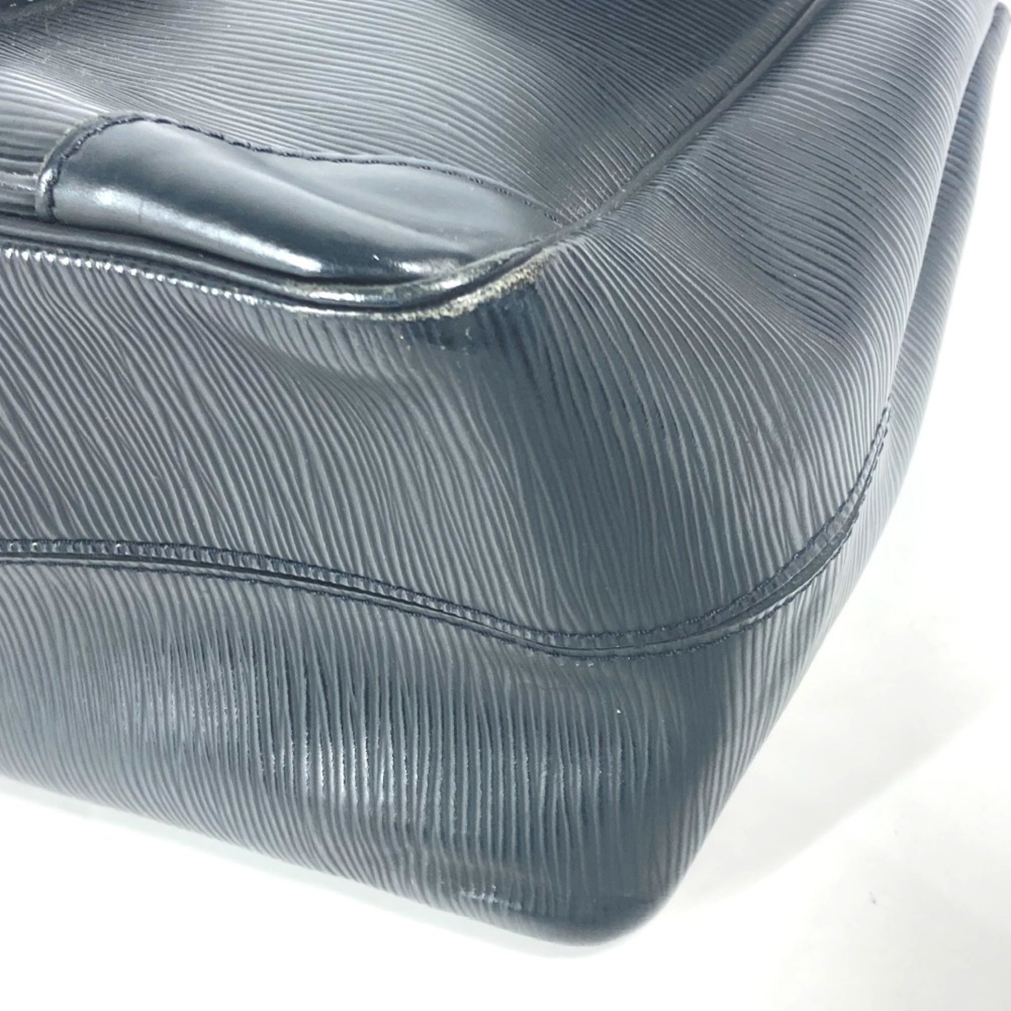 Louis Vuitton Black Noir Epi Leather Shoulder Bag Tote Bag (Pre-Owned)