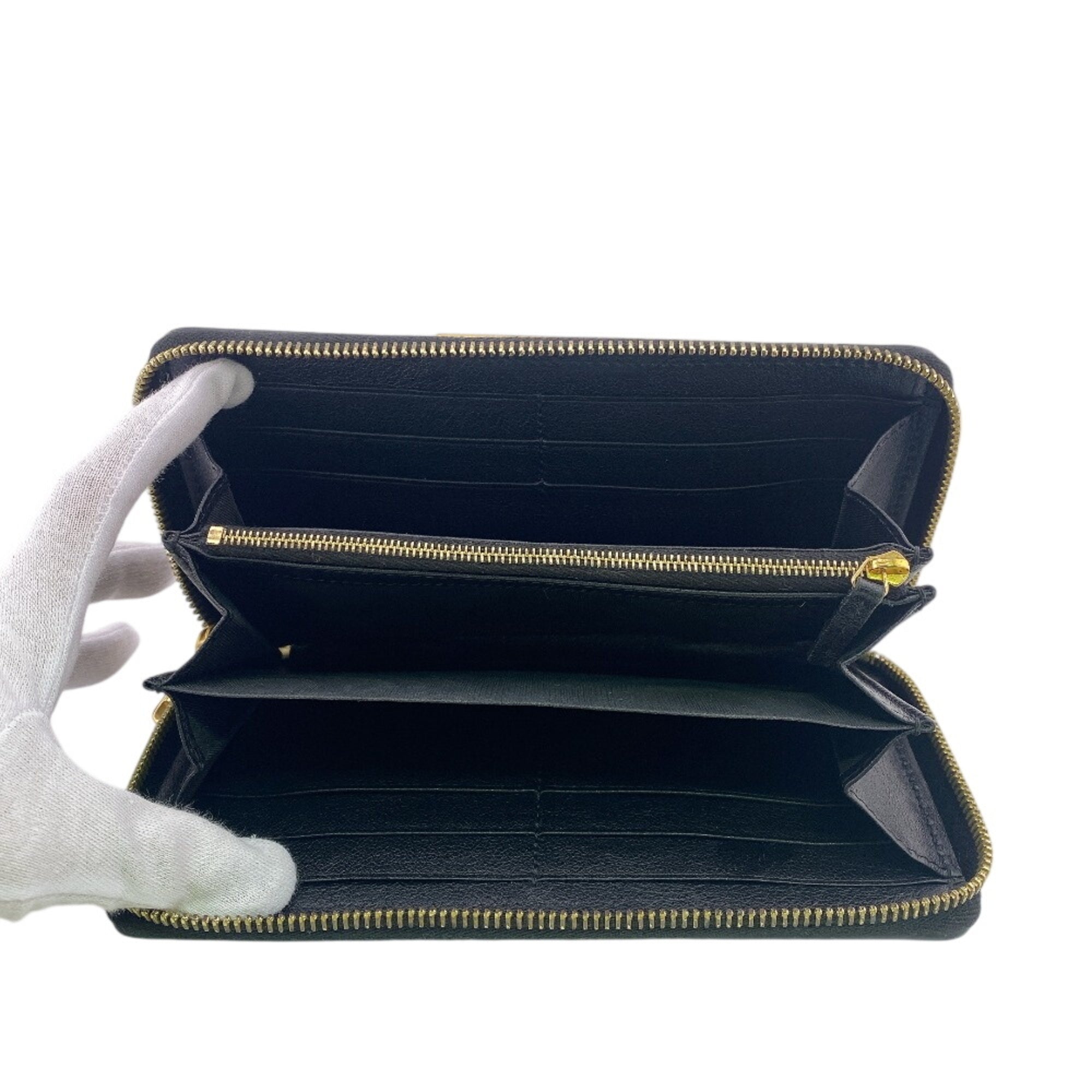 Gucci Beige Gg Supreme Long Wallet (Bi-Fold) (Pre-Owned)