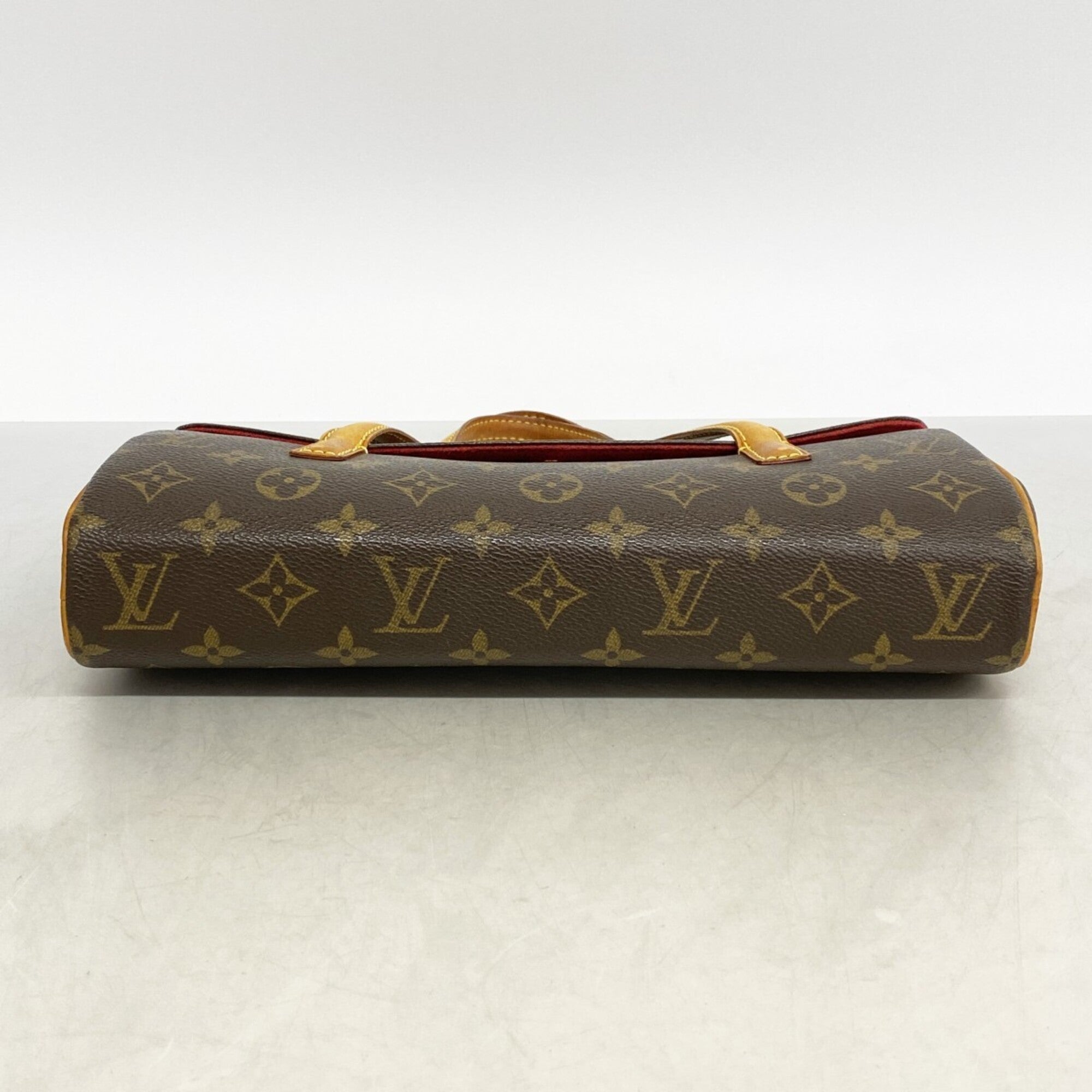 Louis Vuitton Brown Handbag (Pre-Owned)
