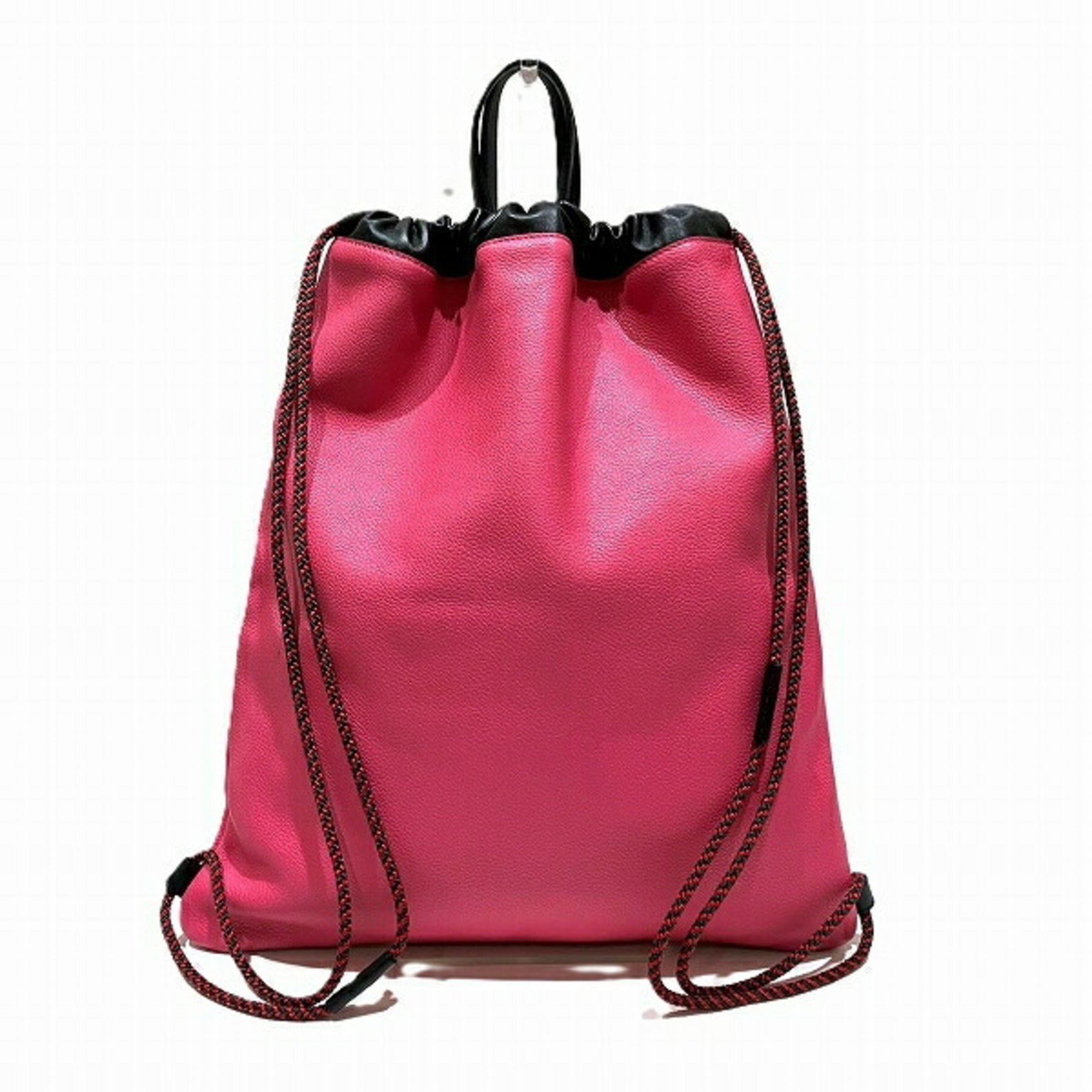 Gucci Pink Leather Backpack (Pre-Owned)