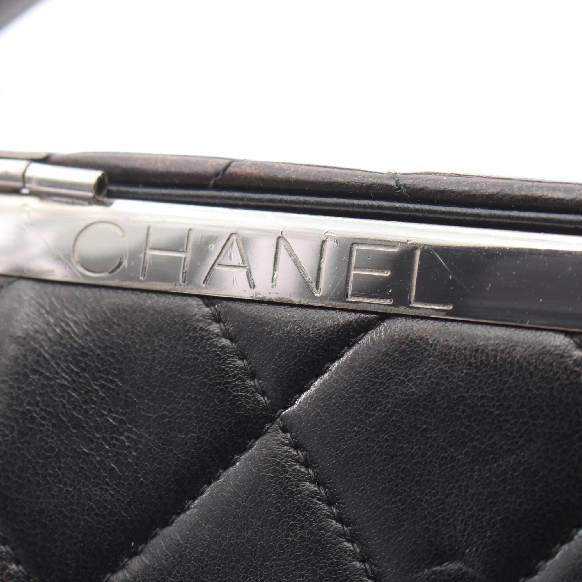 Chanel Black Leather Handbag (Pre-Owned)