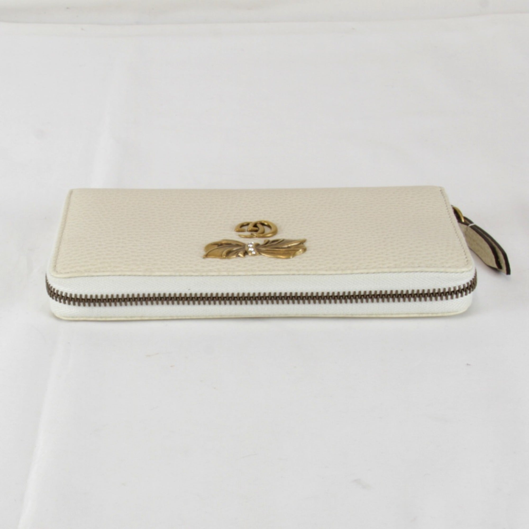 Gucci White Leather Long Wallet (Bi-Fold) (Pre-Owned)