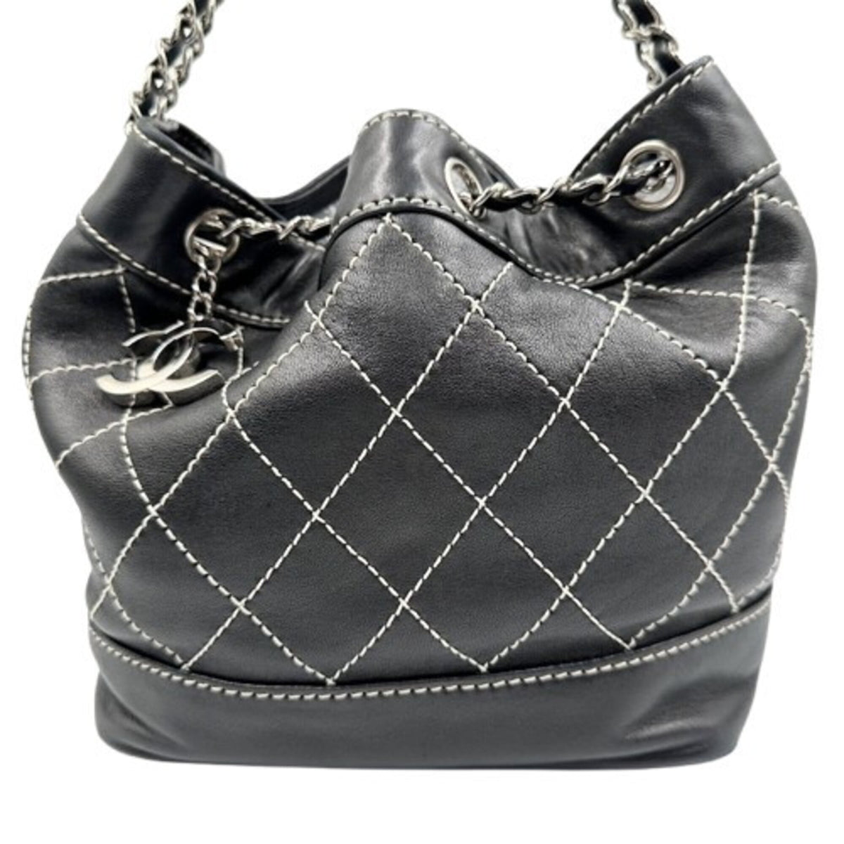 Chanel Wild Stitch Black Leather Shoulder Bag (Pre-Owned)
