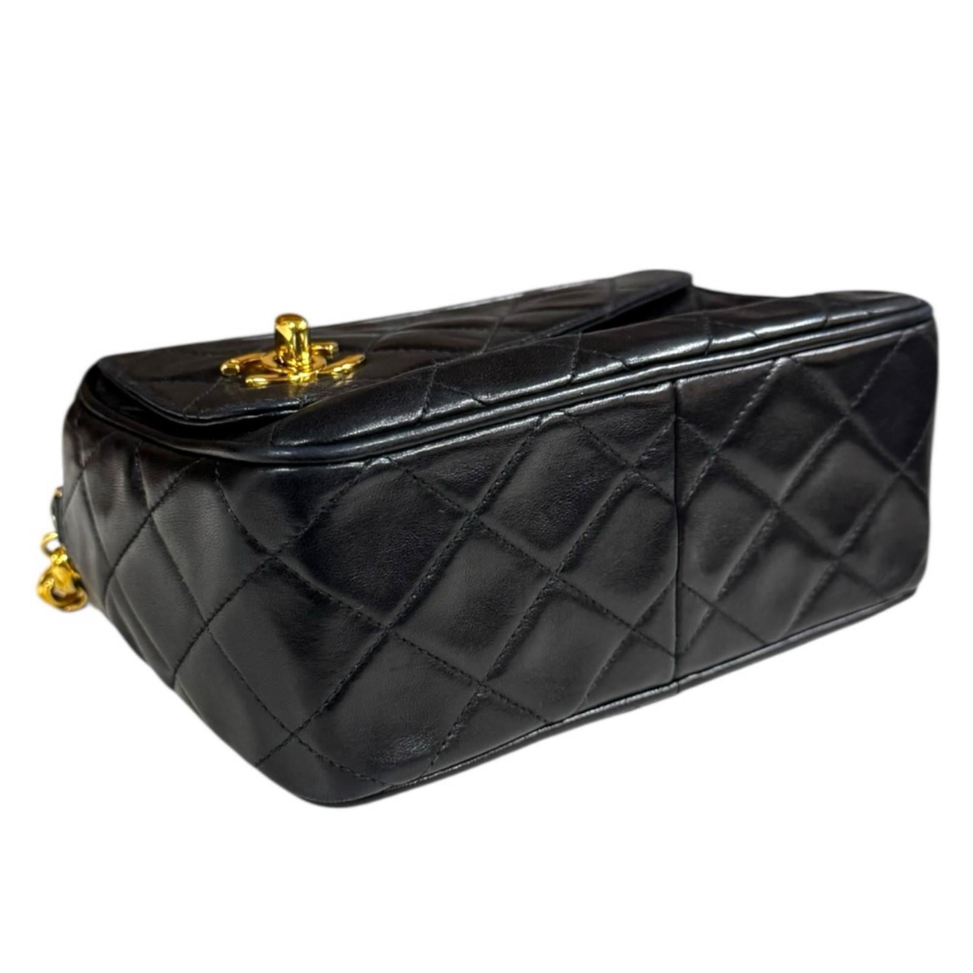 Chanel Matelasse Black Suede Shoulder Bag (Pre-Owned)