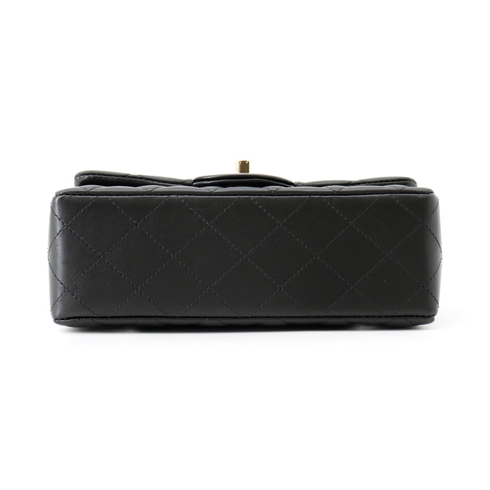 Chanel Matelasse Black Leather Handbag Shoulder Bag (Pre-Owned)