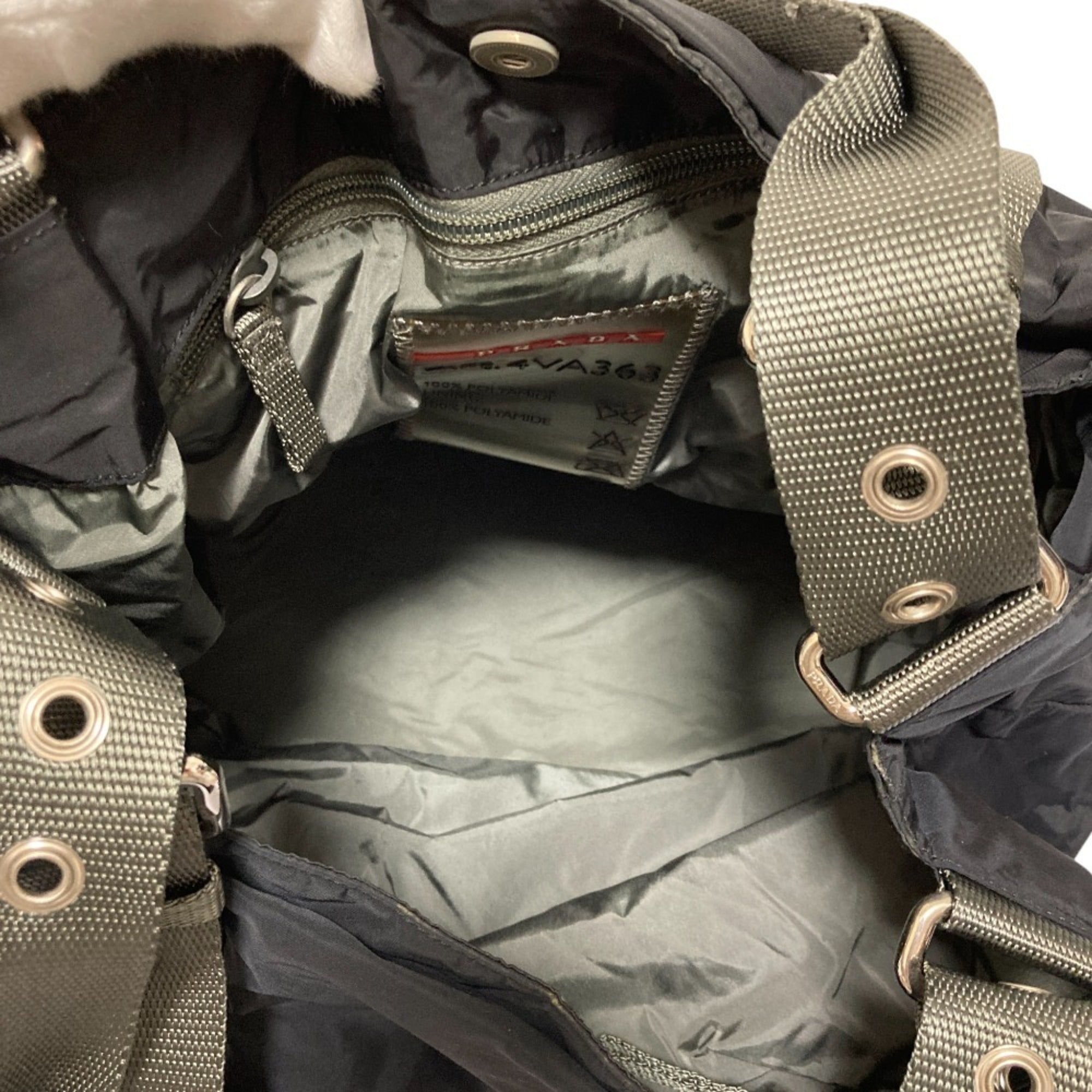 Prada Black Nylon Tote Bag (Pre-Owned)