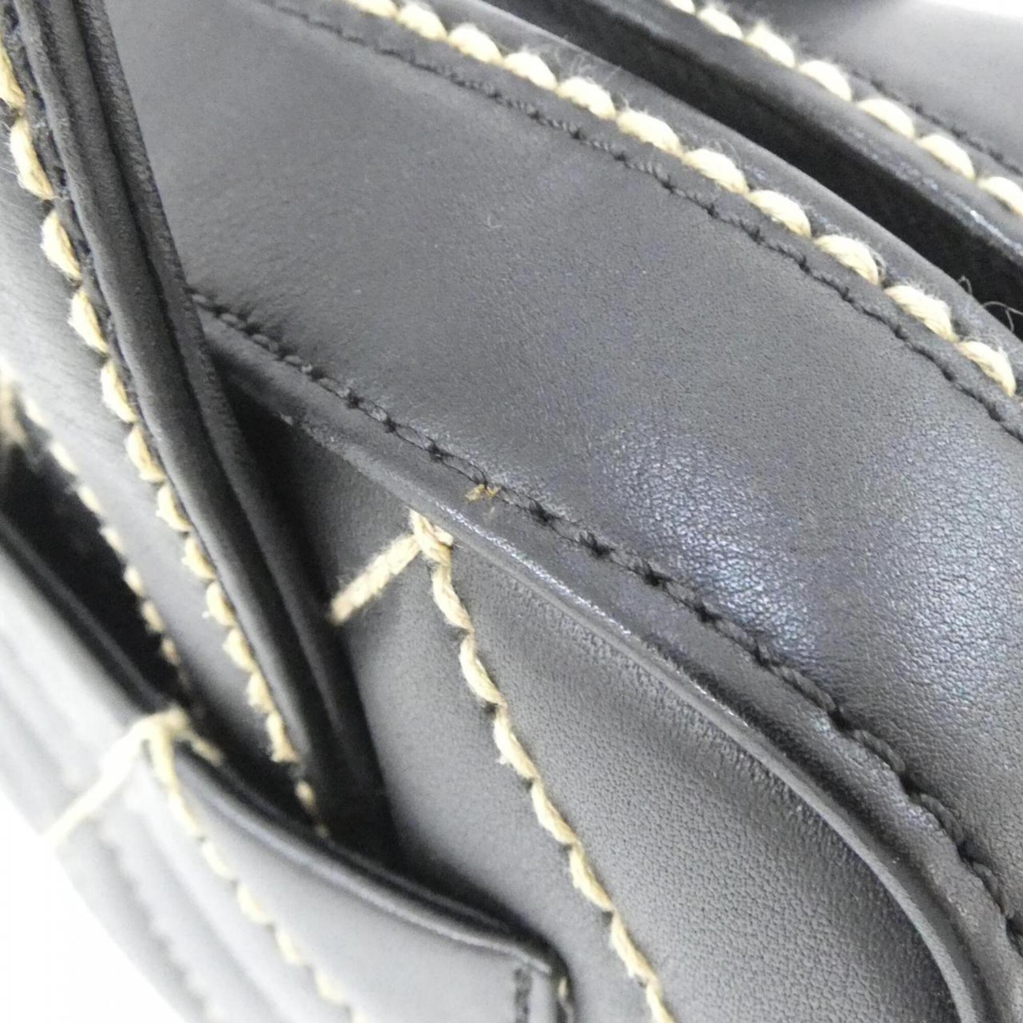 Chanel Beige Black Leather Handbag Pouch (Pre-Owned)