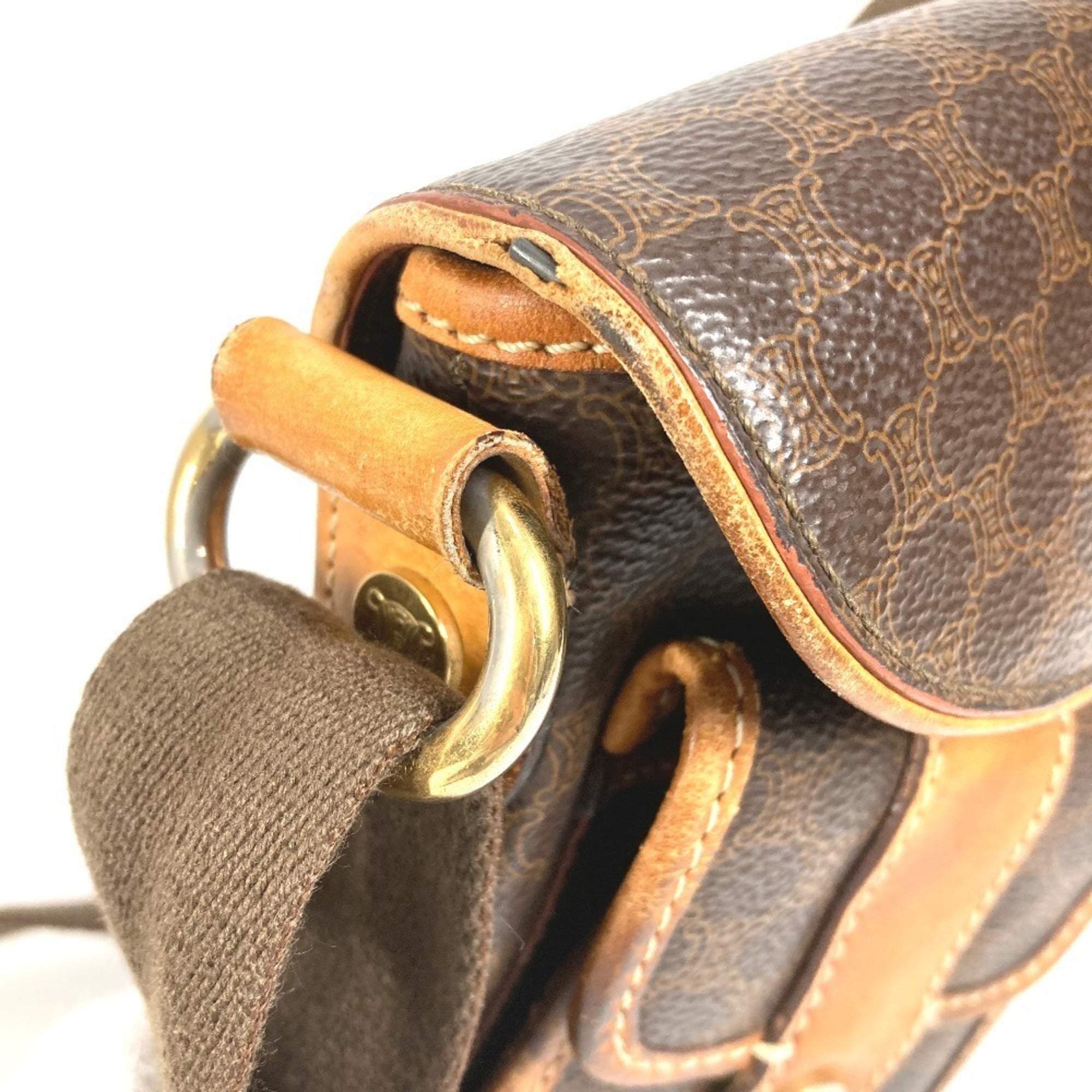 Celine Brown Leather Shoulder Bag (Pre-Owned)
