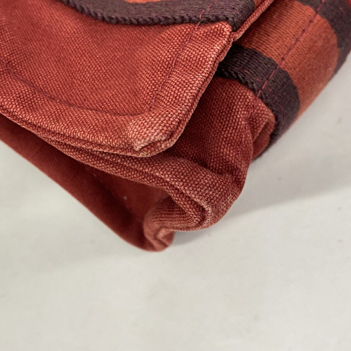 Hermes Bordeaux Canvas Shoulder Bag (Pre-Owned)