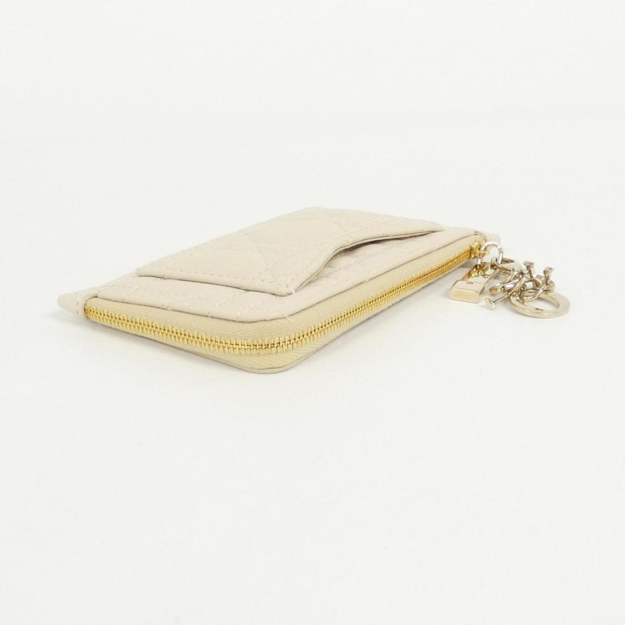 Christian Dior Ivory Leather Coin Purse/Coin Case (Pre-Owned)
