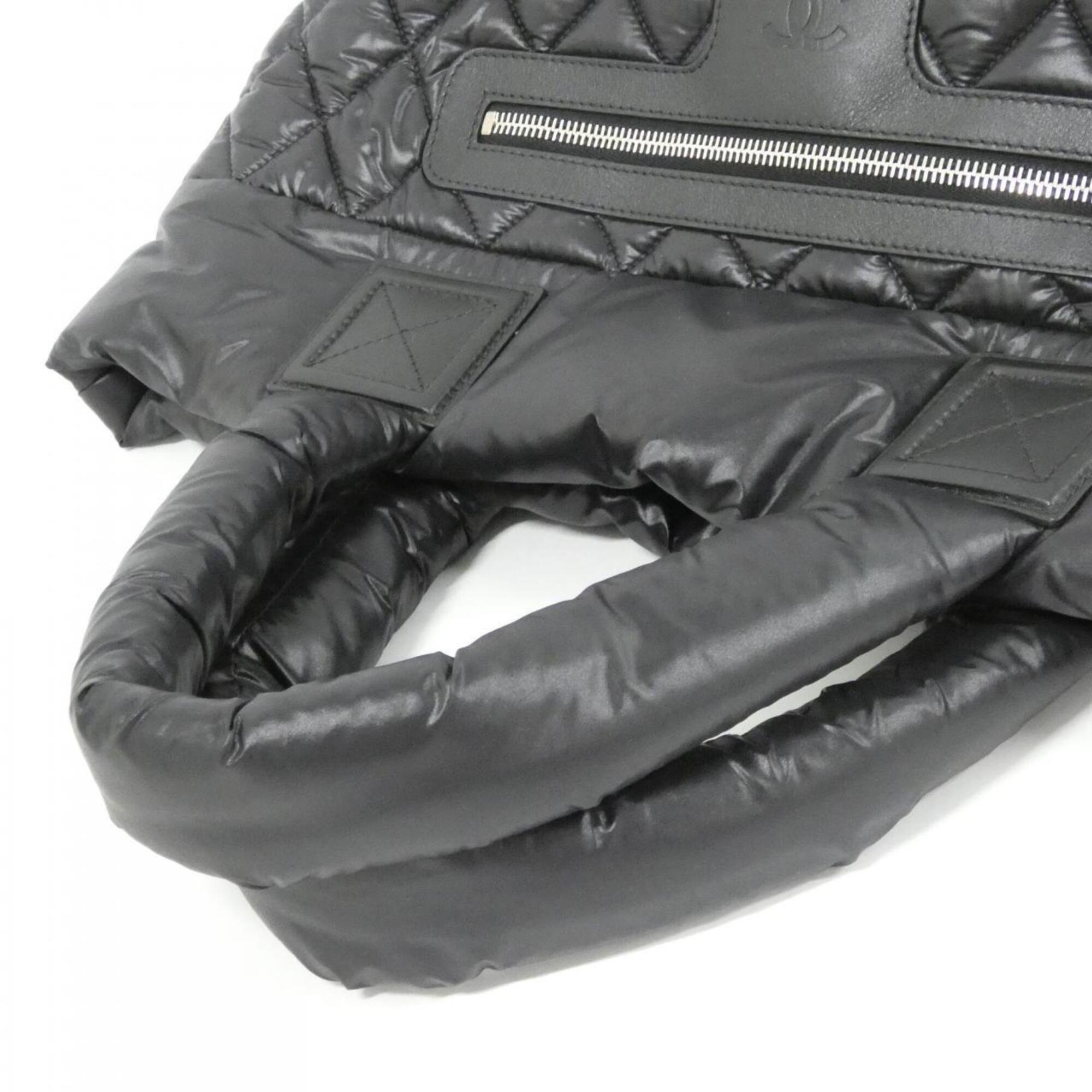 Chanel Black Nylon Handbag (Pre-Owned)