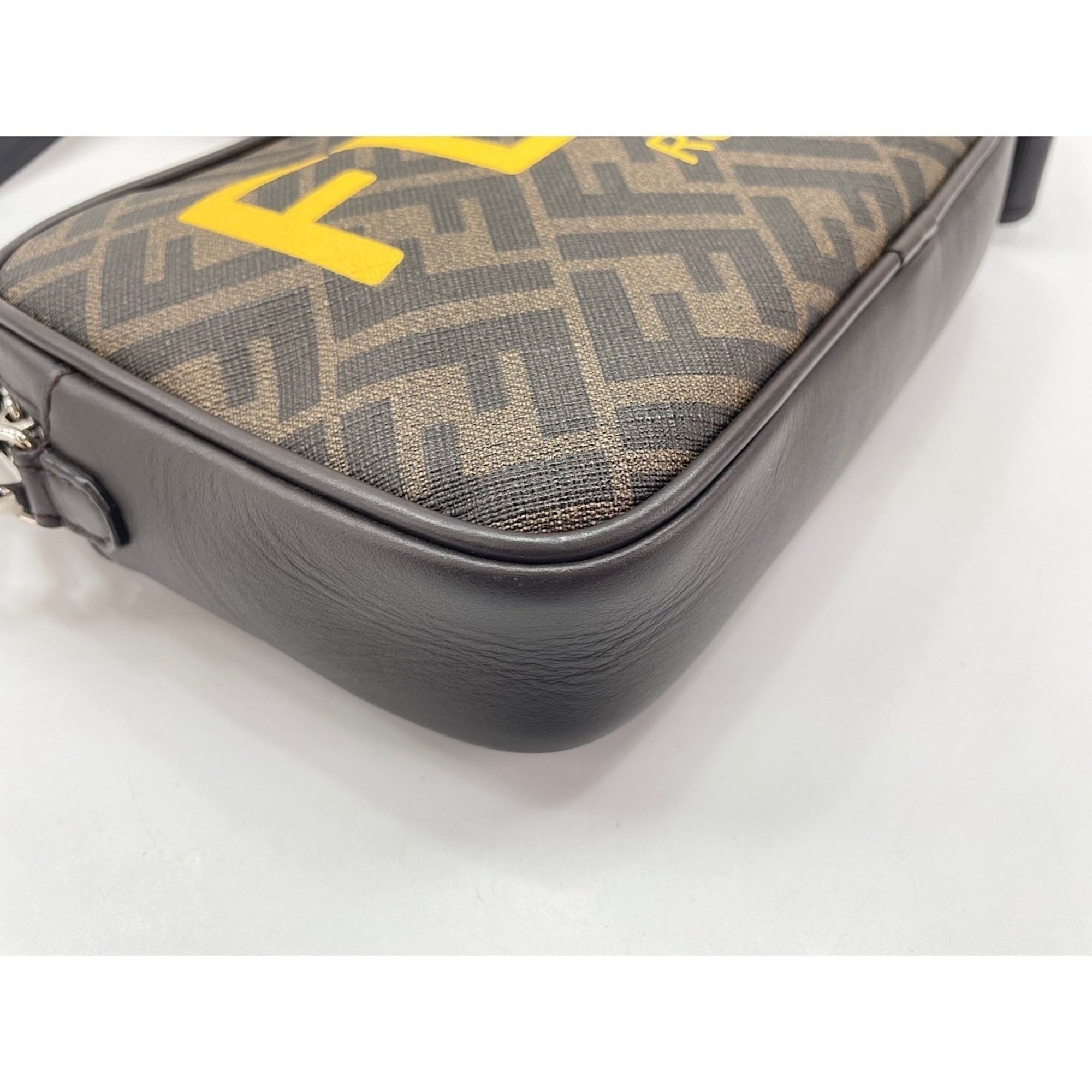 Fendi Brown Zucca Shoulder Bag (Pre-Owned)