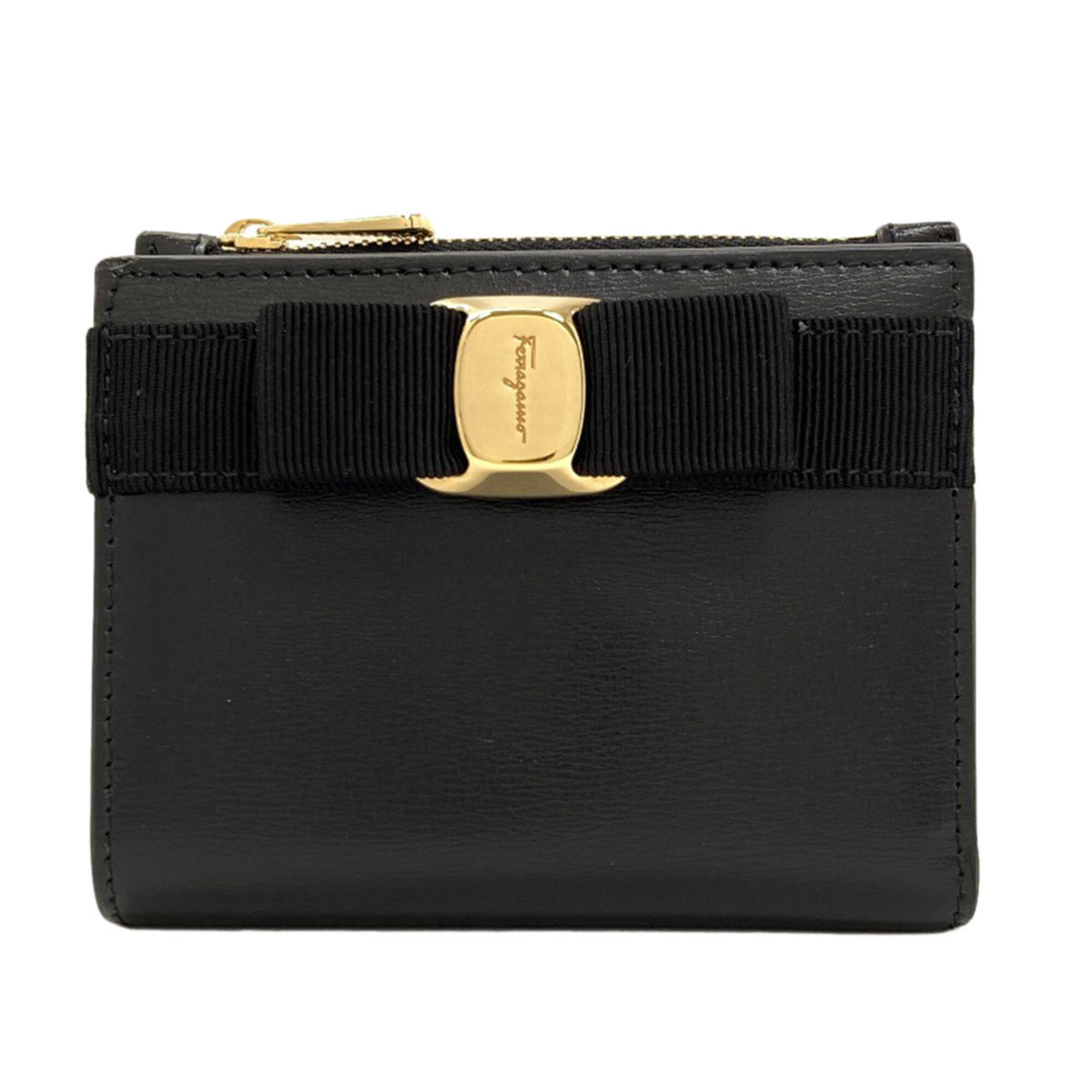Salvatore Ferragamo Black Leather Wallet (Bi-Fold) (Pre-Owned)