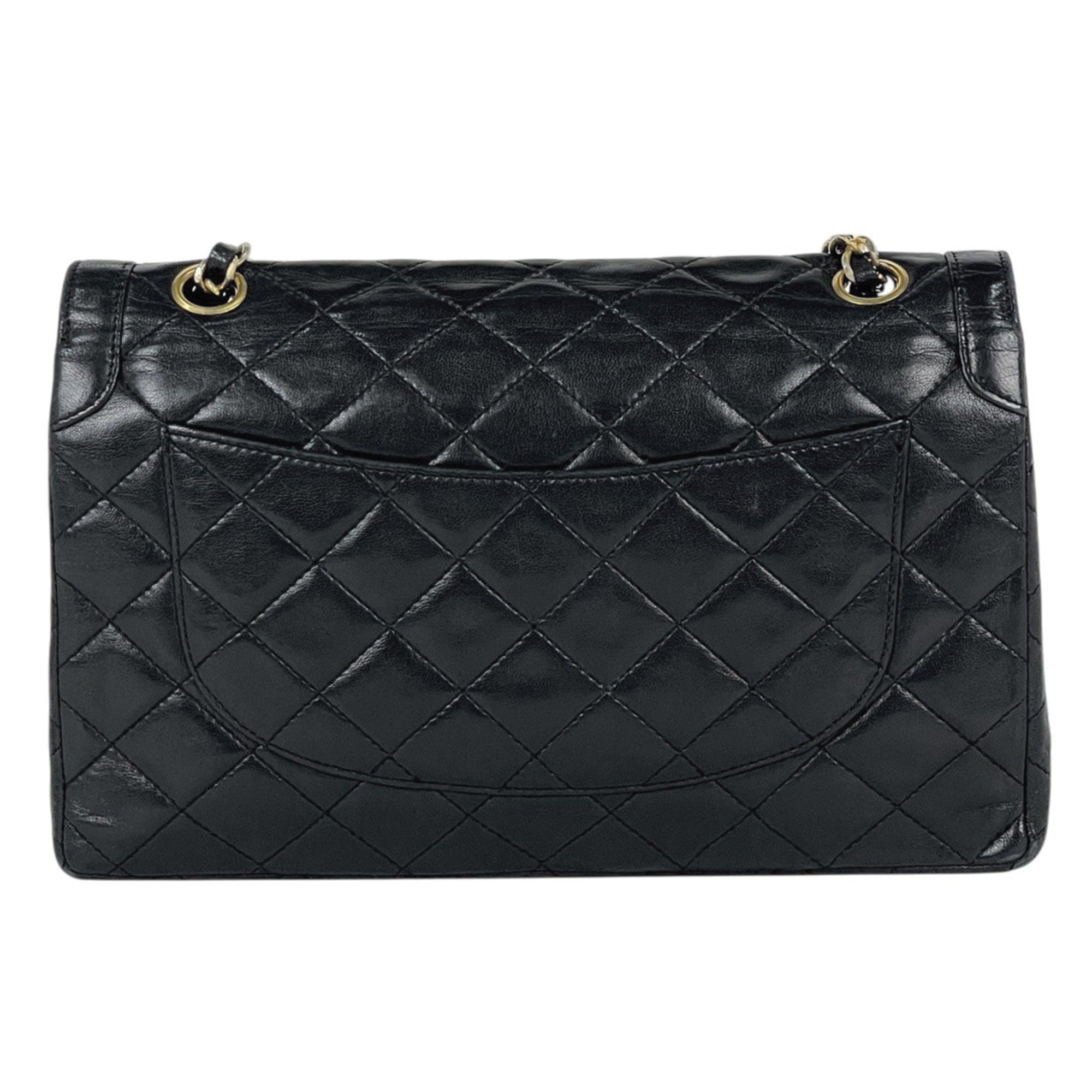 Chanel Matelasse Black Leather Shoulder Bag (Pre-Owned)