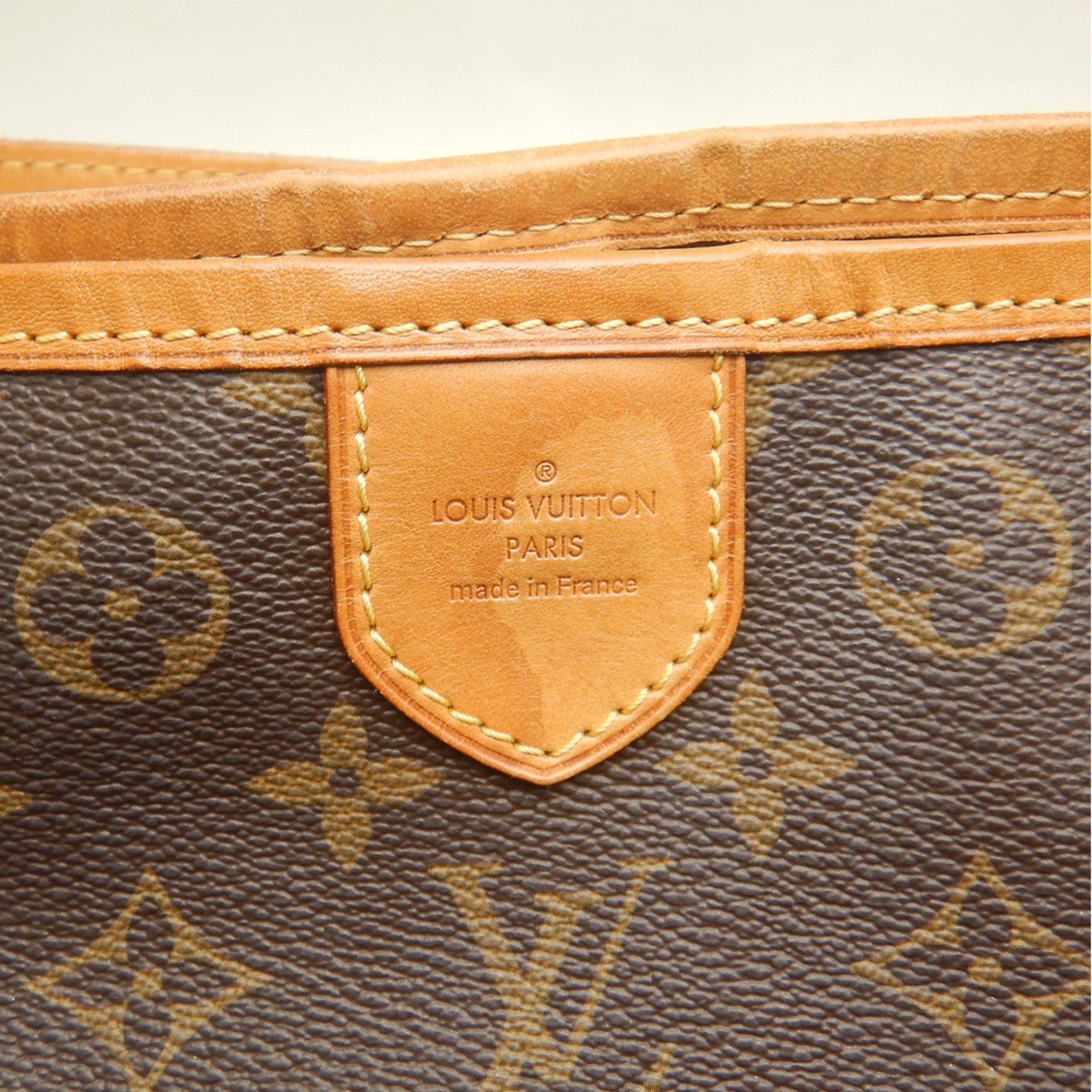 Louis Vuitton Brown Monogram Canvas Shoulder Bag (Pre-Owned)