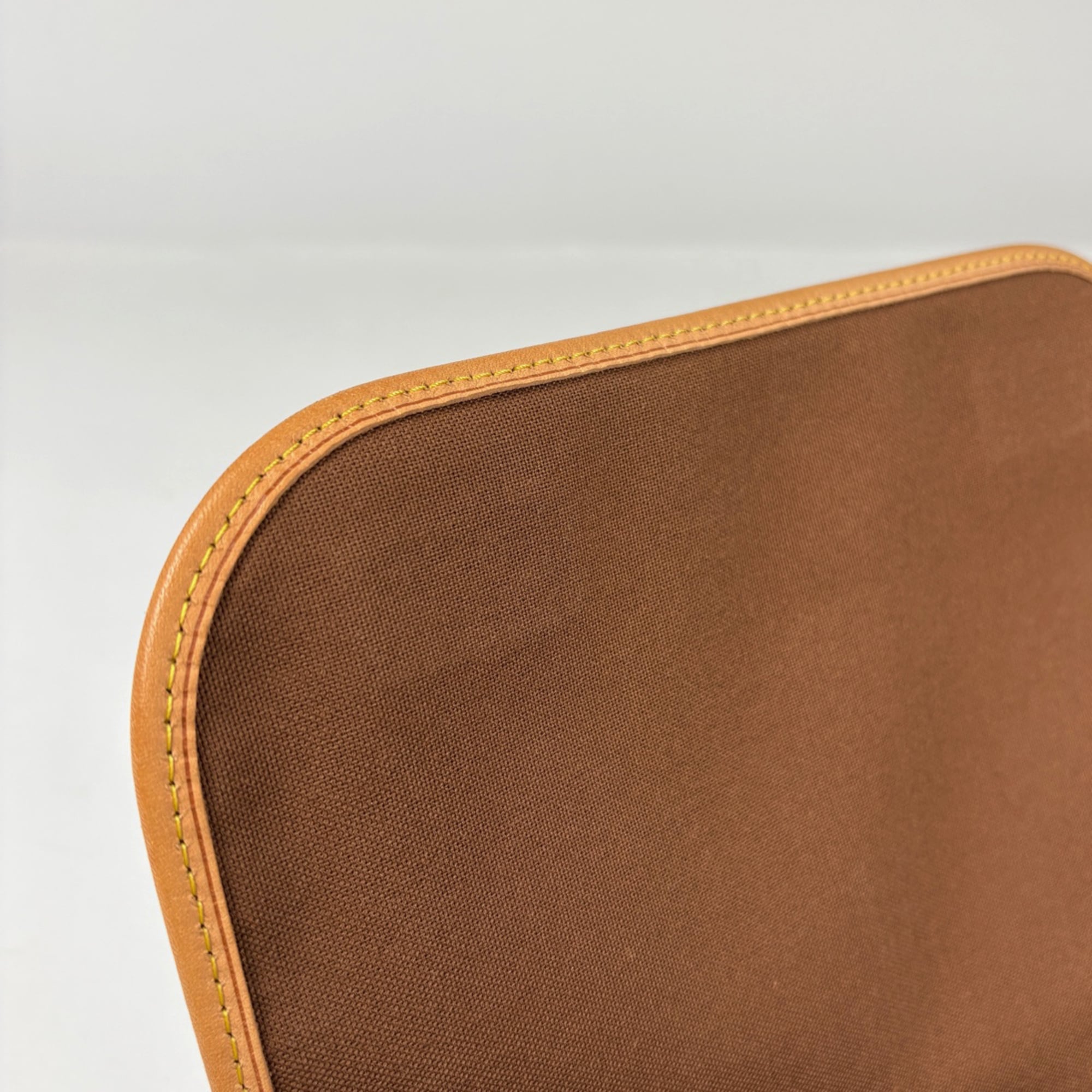 Louis Vuitton Brown Monogram Shoulder Bag (Pre-Owned)