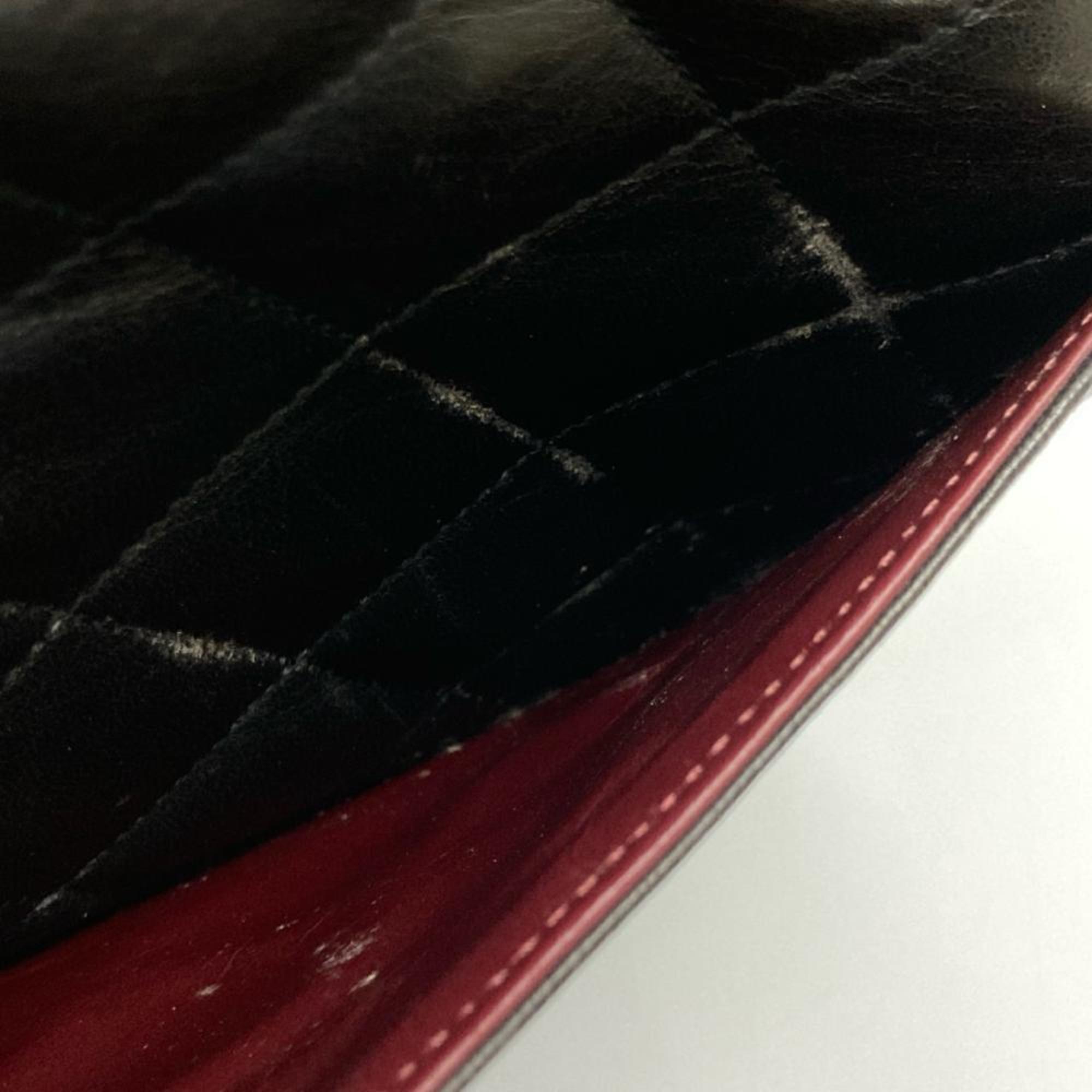 Chanel Black Leather Shoulder Bag (Pre-Owned)