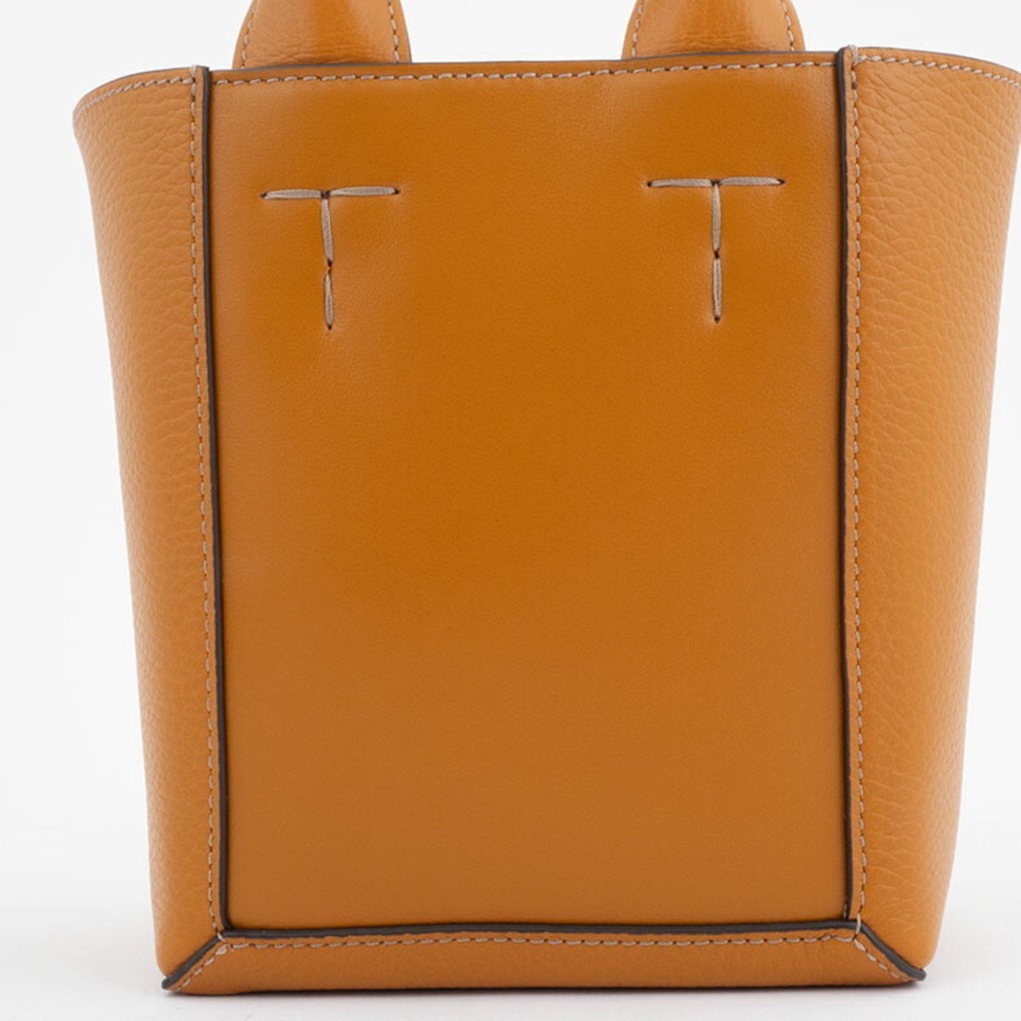 Tod's Orange Leather Tote Bag (Pre-Owned)
