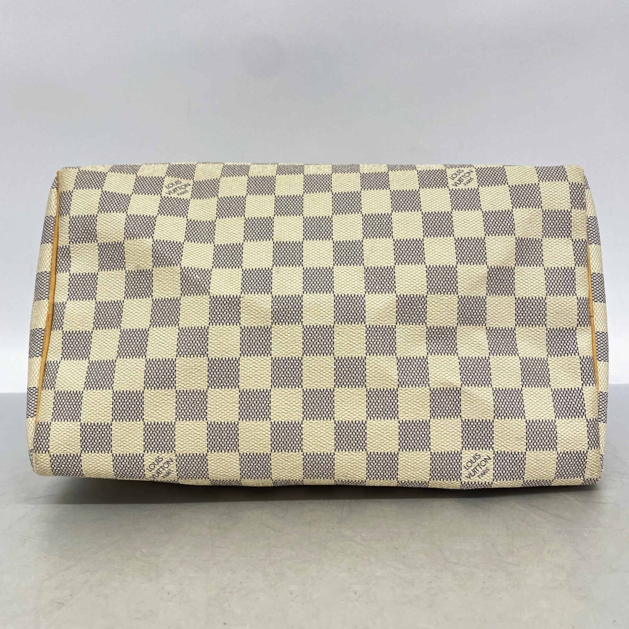 Louis Vuitton White Handbag (Pre-Owned)