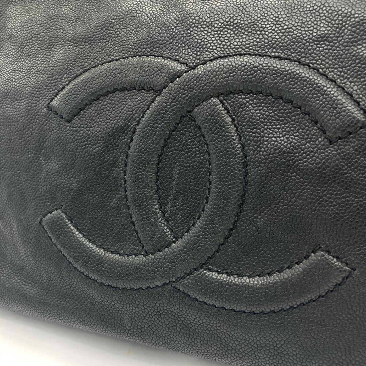Chanel Black Grained Calfskin Tote Bag (Pre-Owned)