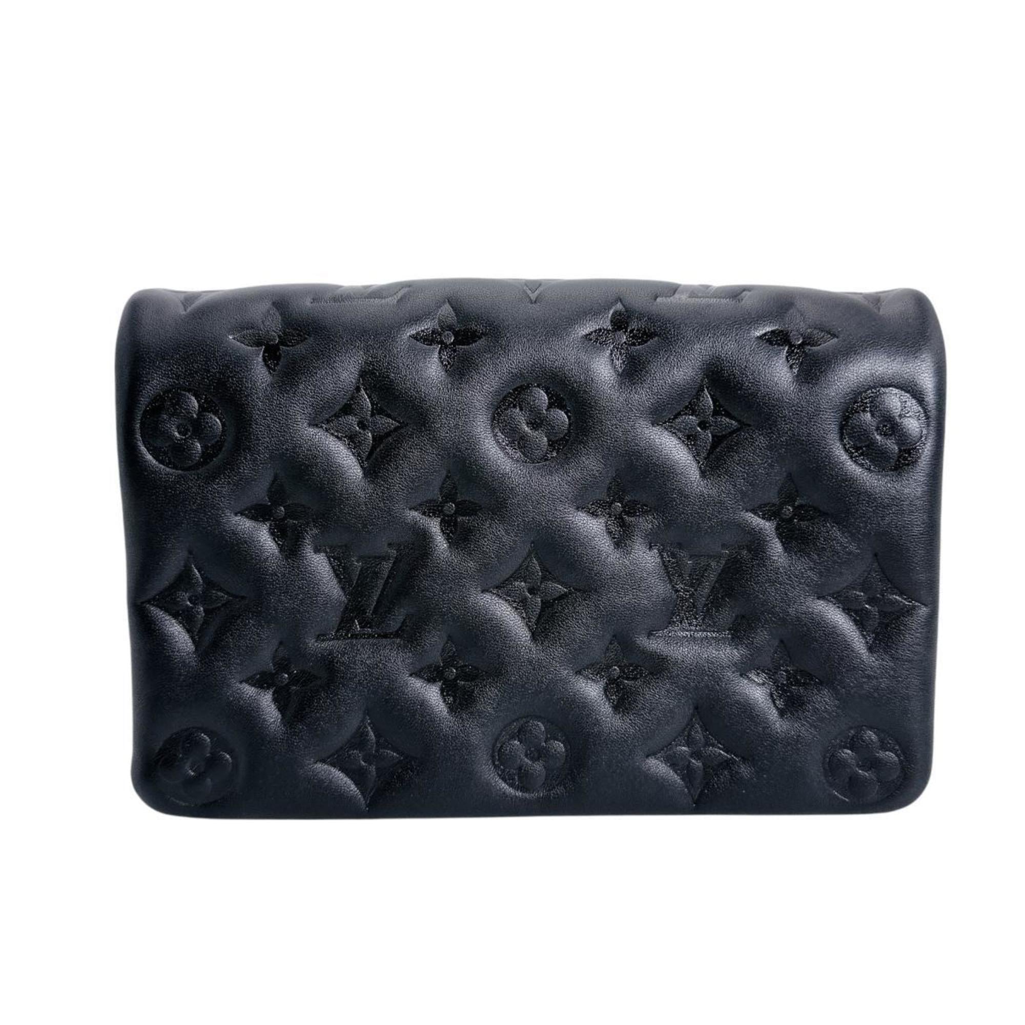 Louis Vuitton Black Leather Pochette Shoulder Bag (Pre-Owned)