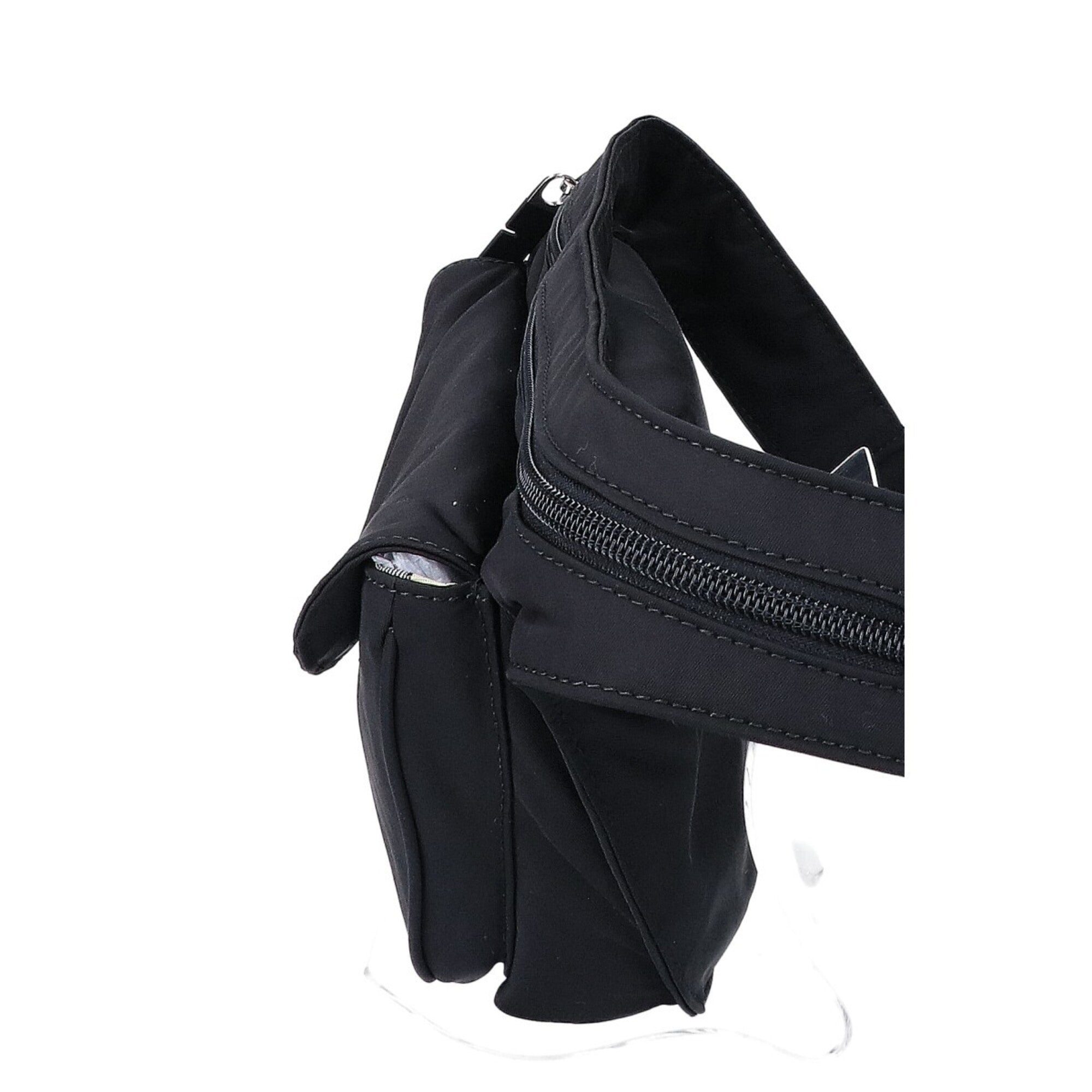 Burberry Black Nylon Sling Bag (Pre-Owned)