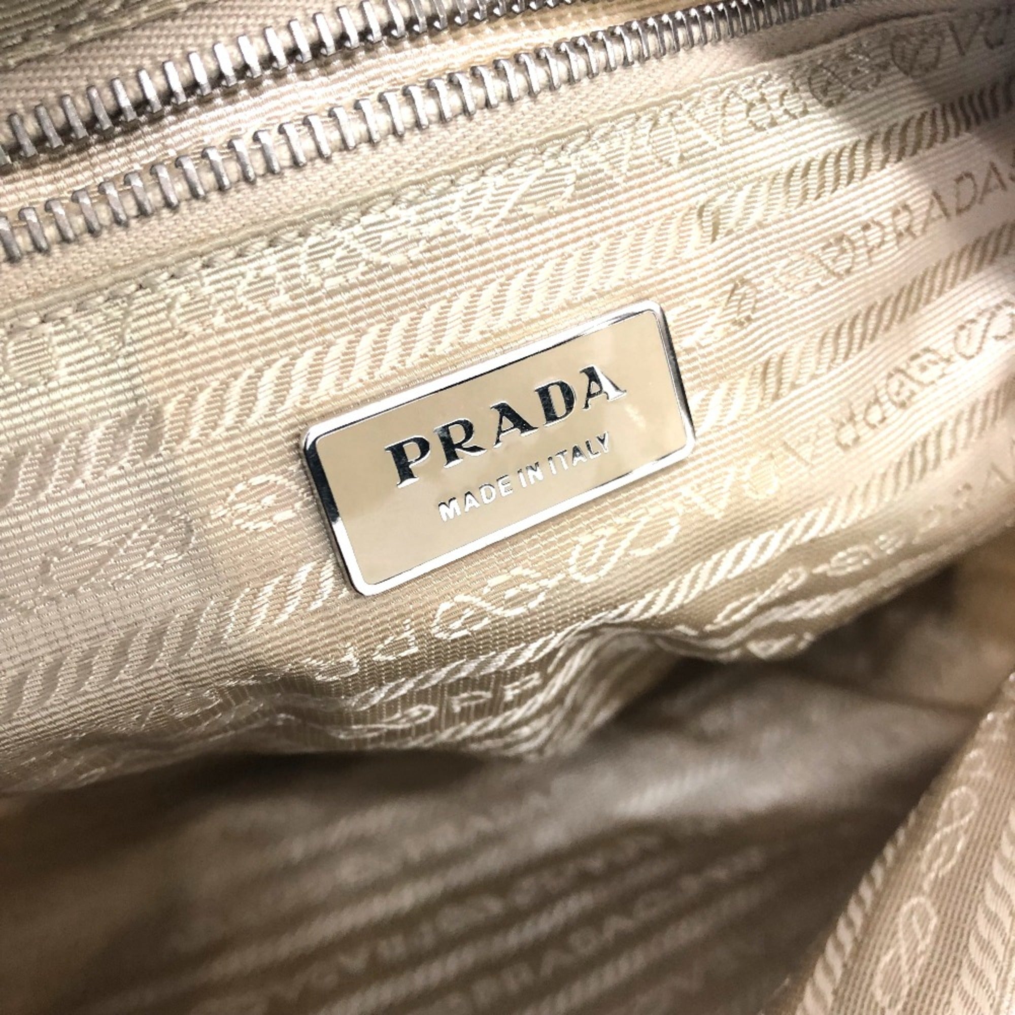 Prada White Cloth Shoulder Bag (Pre-Owned)
